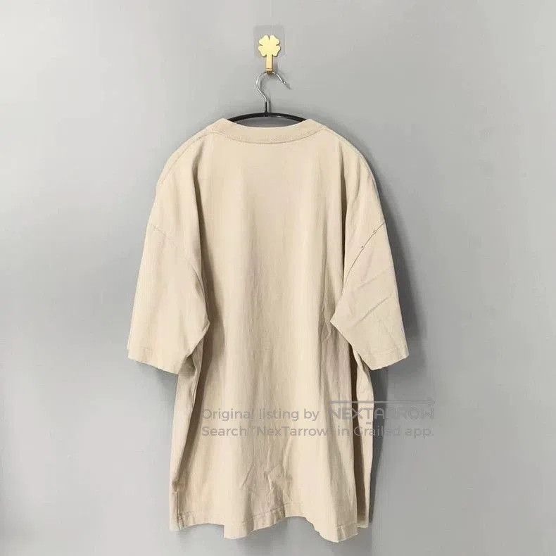 Balenciaga Balenciaga Beige Logo Embroidered Short-Sleeve T-Shirt. Size US S / EU 44-46 / 1 - 2 Thumbnail