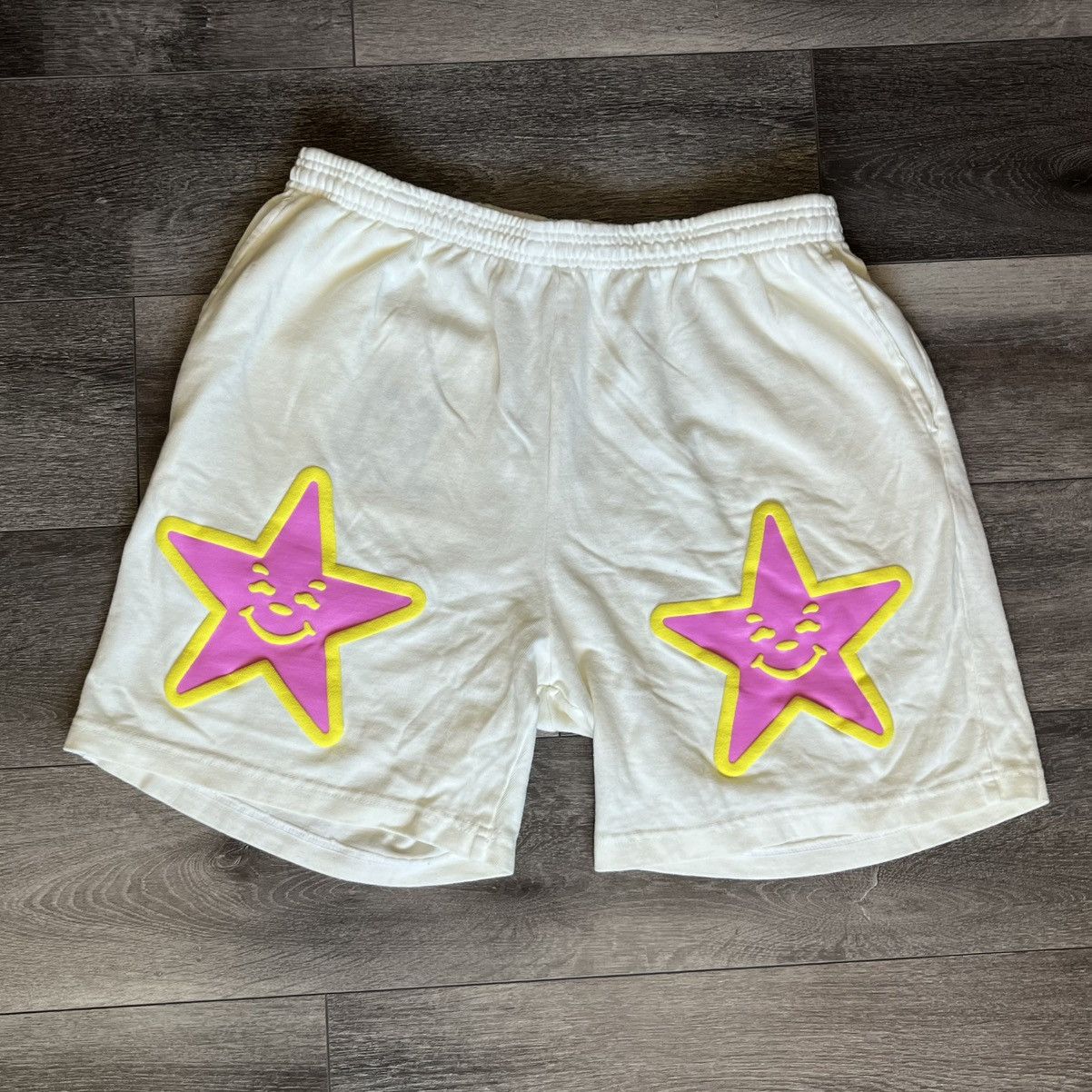 Asspizza Asspizza 2023 Puff Print Star Logo Shorts White Pink Size L Size US 34 / EU 50 - 1 Thumbnail