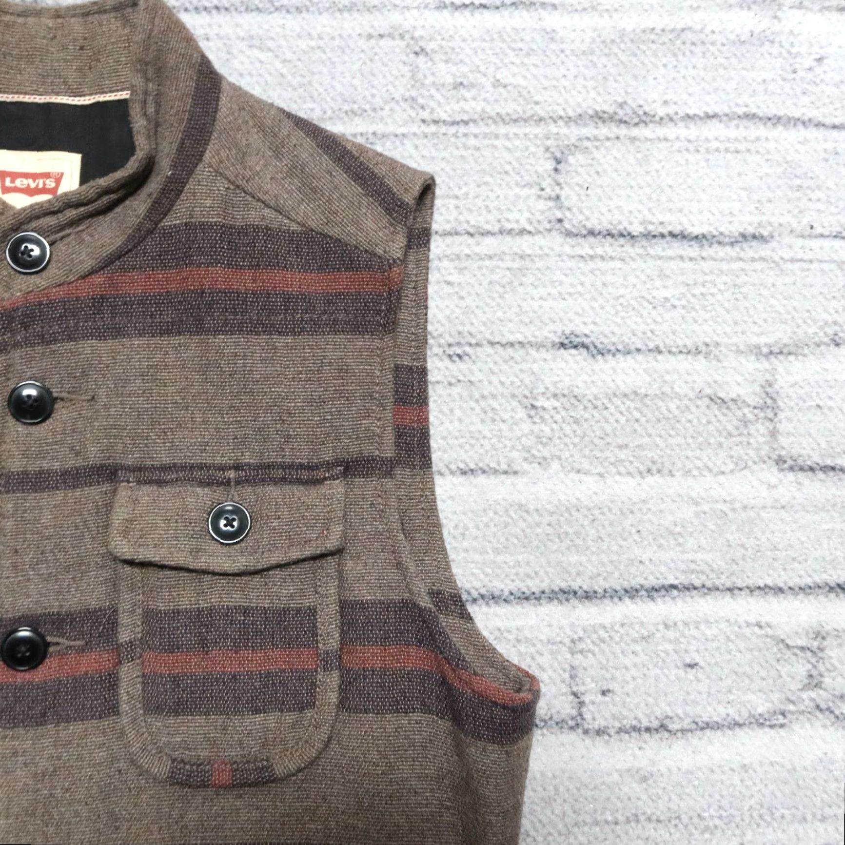 Levi's VINTAGE Levis Stripe Vest Shirt Mens S Wool See photos 90s Size US S / EU 44-46 / 1 - 5 Thumbnail