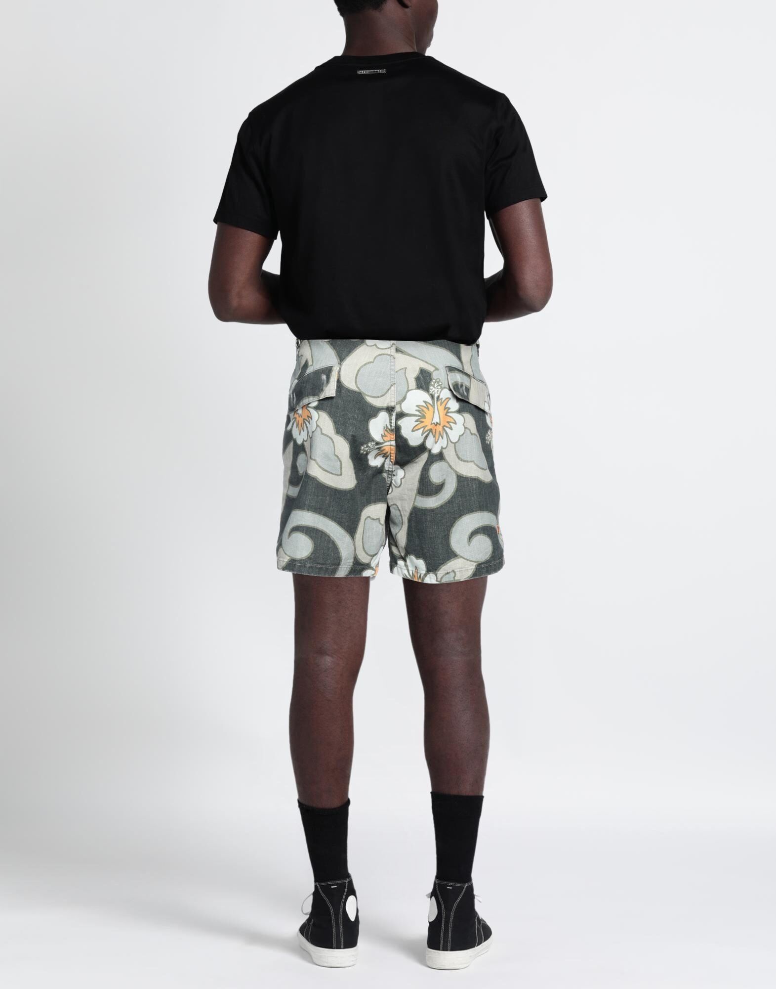 ERL o1y0125 Short in Multicolor Size US 36 / EU 52 - 3 Thumbnail