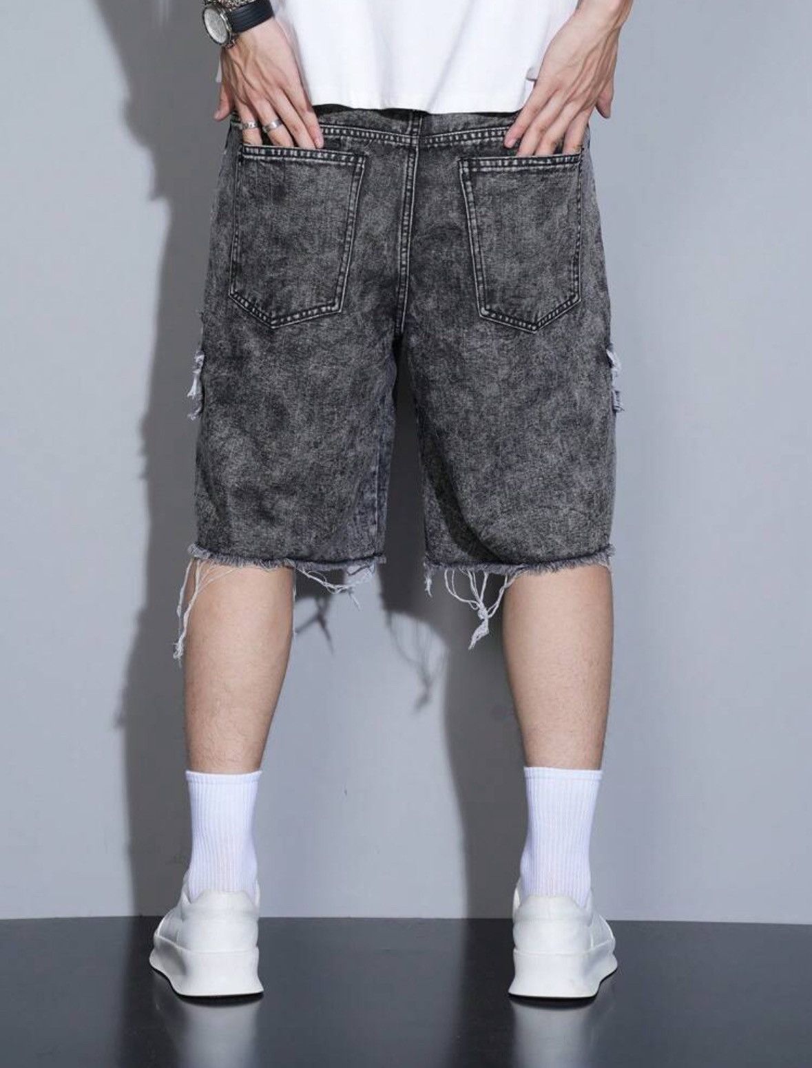 Other × Vintage Manfinity EMRG Men's Casual Distressed Loose Fit Denim Size US 38 / EU 54 - 2 Thumbnail