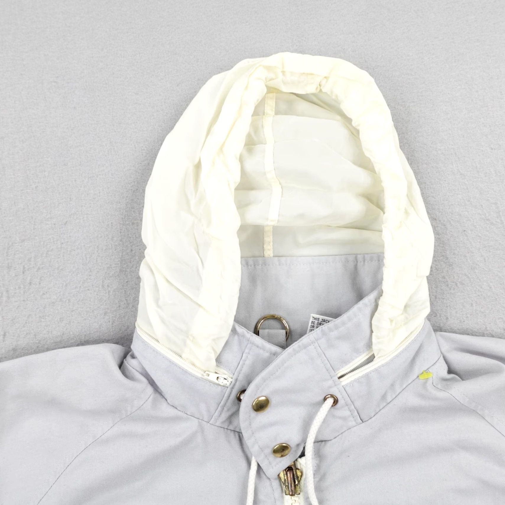 Vintage VINTAGE Mighty Mac Jacket Mens 40 Gray Hooded Windbreaker Bomber Coat Zip Up 80s Size US XXS / EU 40 - 2 Thumbnail