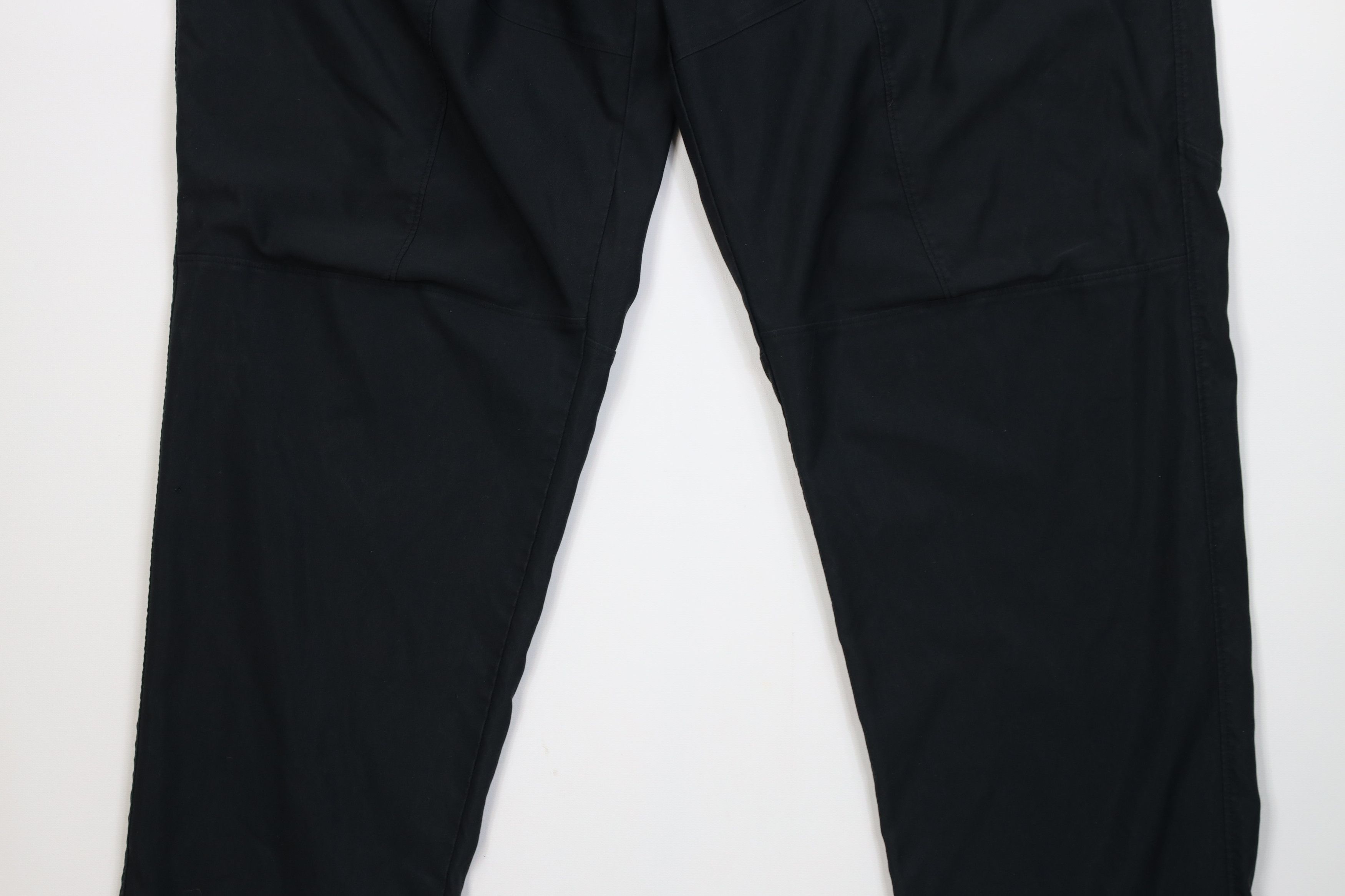 Under Armour Under Armour Faded Loose Fit Tapered Leg Cargo Pants Black Size US 40 / EU 56 - 3 Thumbnail