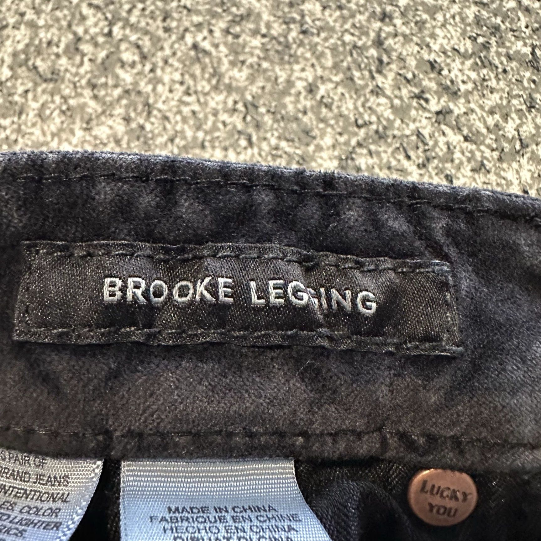 Lucky Brand Lucky Brand Womens 2/26x28 Brooke Velvet Jegging Mid Rise Black Jeans Pant Skinny 63% Cotton 33% Viscose 4% Elastane Pockets Stretch Size 26" / US 2 / IT 38 - 6 Thumbnail