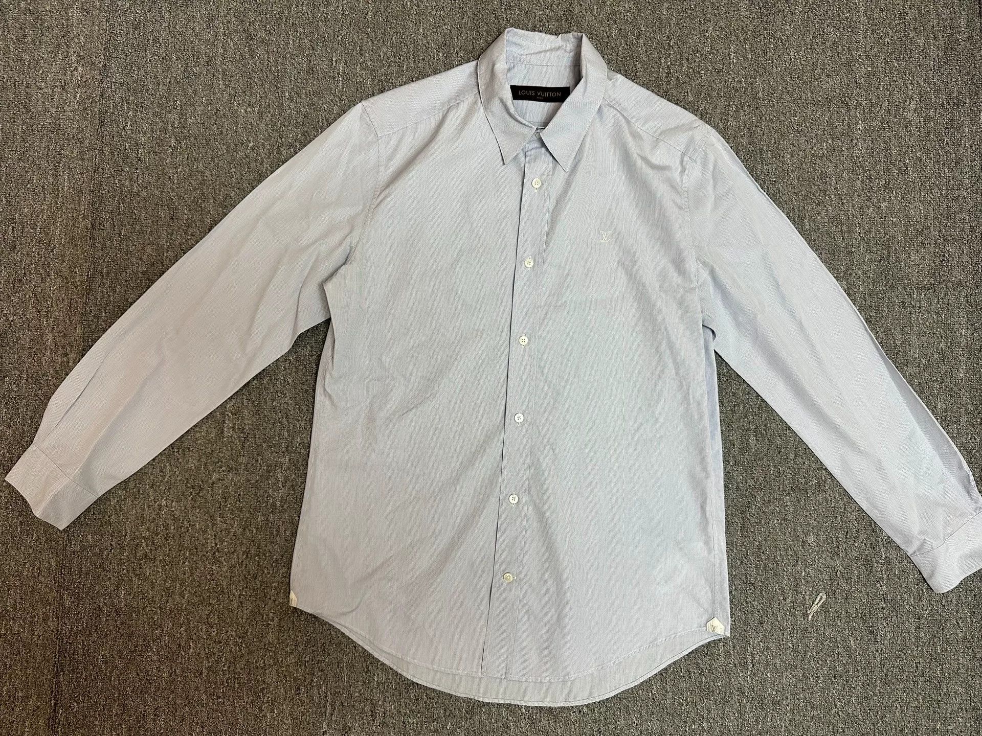 Louis Vuitton Louis Vuitton Light Blue Check Embroidered Logo Shirt Size US L / EU 52-54 / 3 - 1 Thumbnail