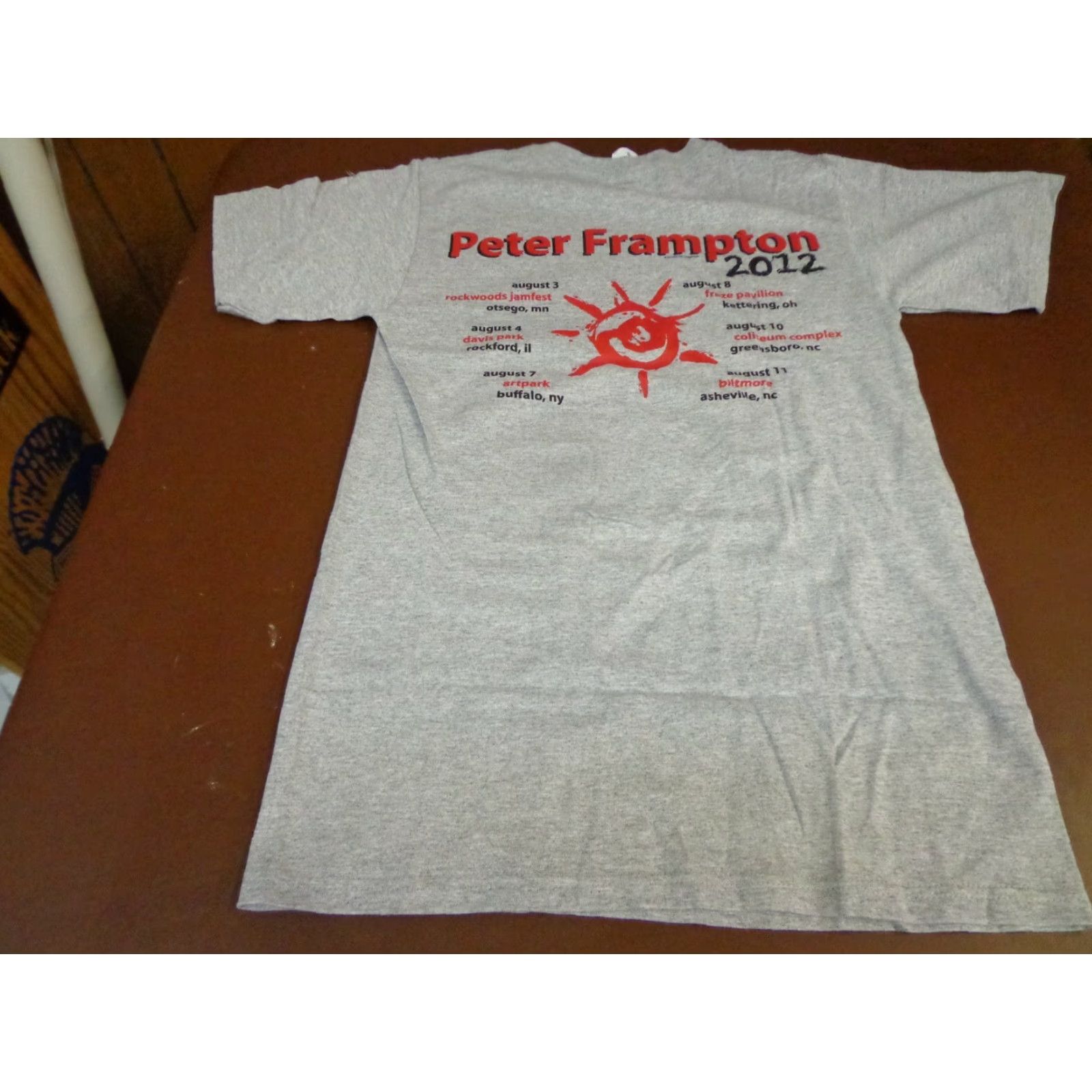 Anvil Peter Frampton Grin & Bear It Concert T Shirt Gray S Short Sleeve Unisex Adults T-Shirt 2012 Tour Graphic Tee Size US S / EU 44-46 / 1 - 7 Thumbnail