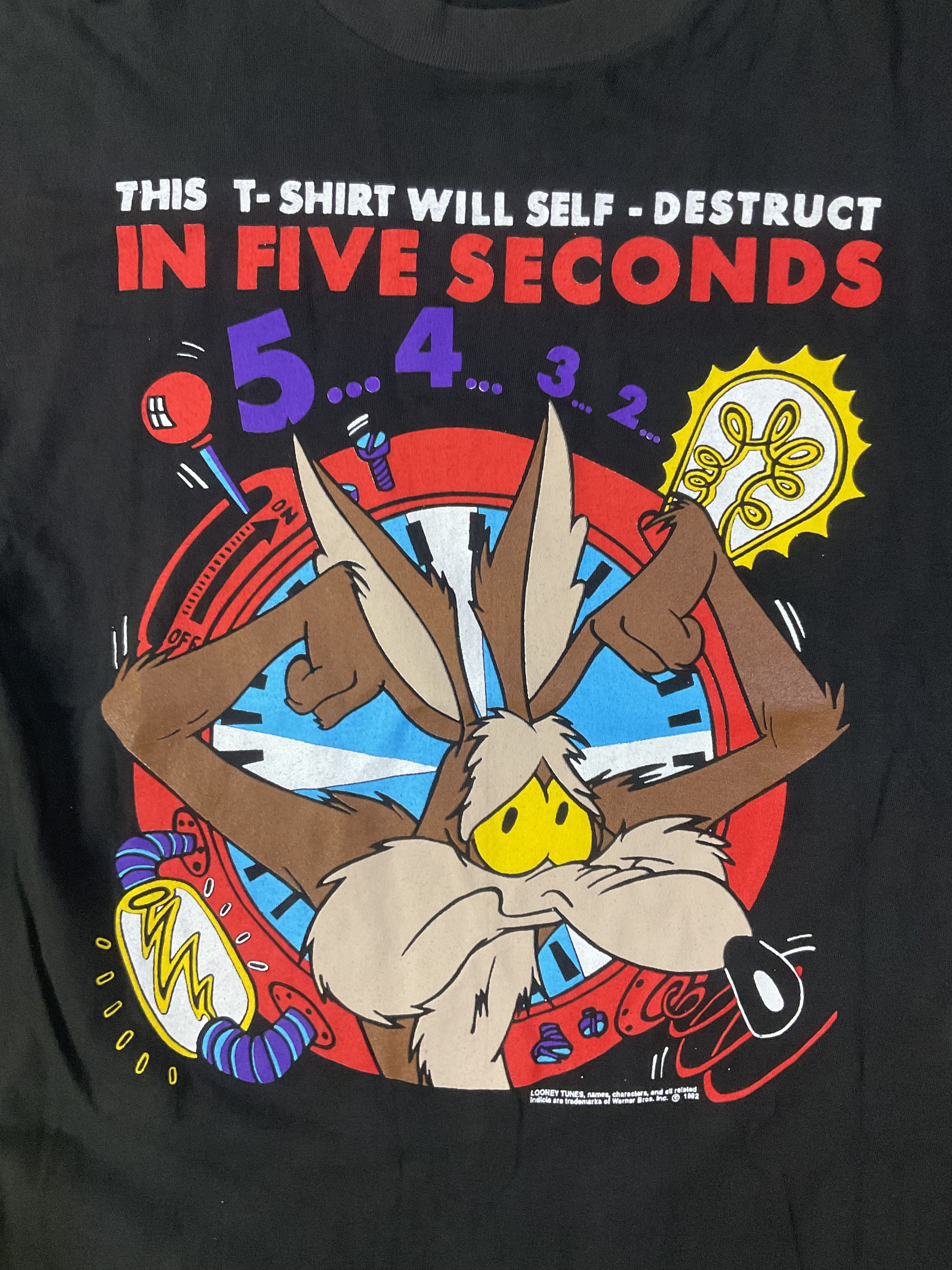 Warner Bros Vintage 1992 Warner Bros Wile E Coyote T-Shirt Looney Tunes Size US L / EU 52-54 / 3 - 3 Thumbnail