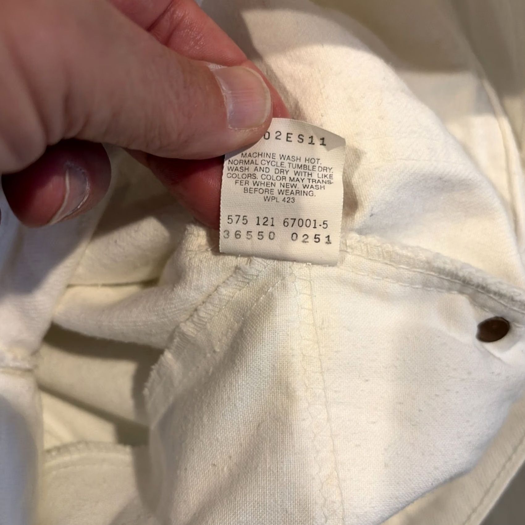 Levi's VINTAGE Levi's 575 Orange Tab White Denim Shorts MADE IN USA 32 X 10 Men Size US 32 / EU 48 - 6 Thumbnail