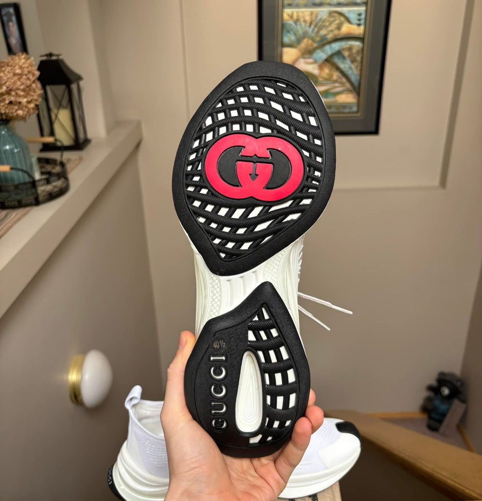 Gucci Gucci White Interlock GG Run Sneakers - $1000 -Brand New - Size US 7.5 / EU 40-41 - 4 Thumbnail