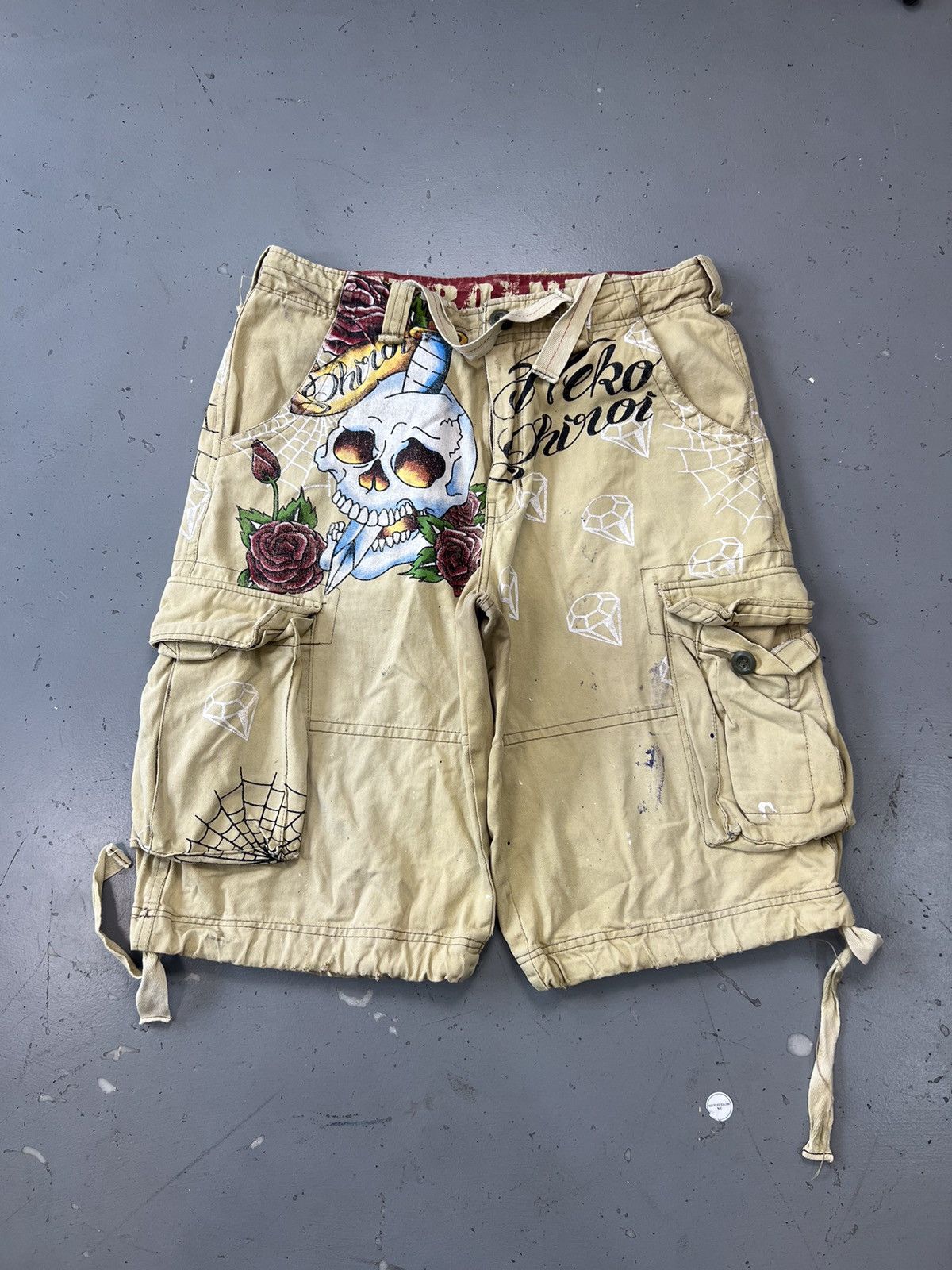 Ed Hardy Crazy vintage Ed hardy inspired tattoo printed short Size US 32 / EU 48 - 1 Thumbnail