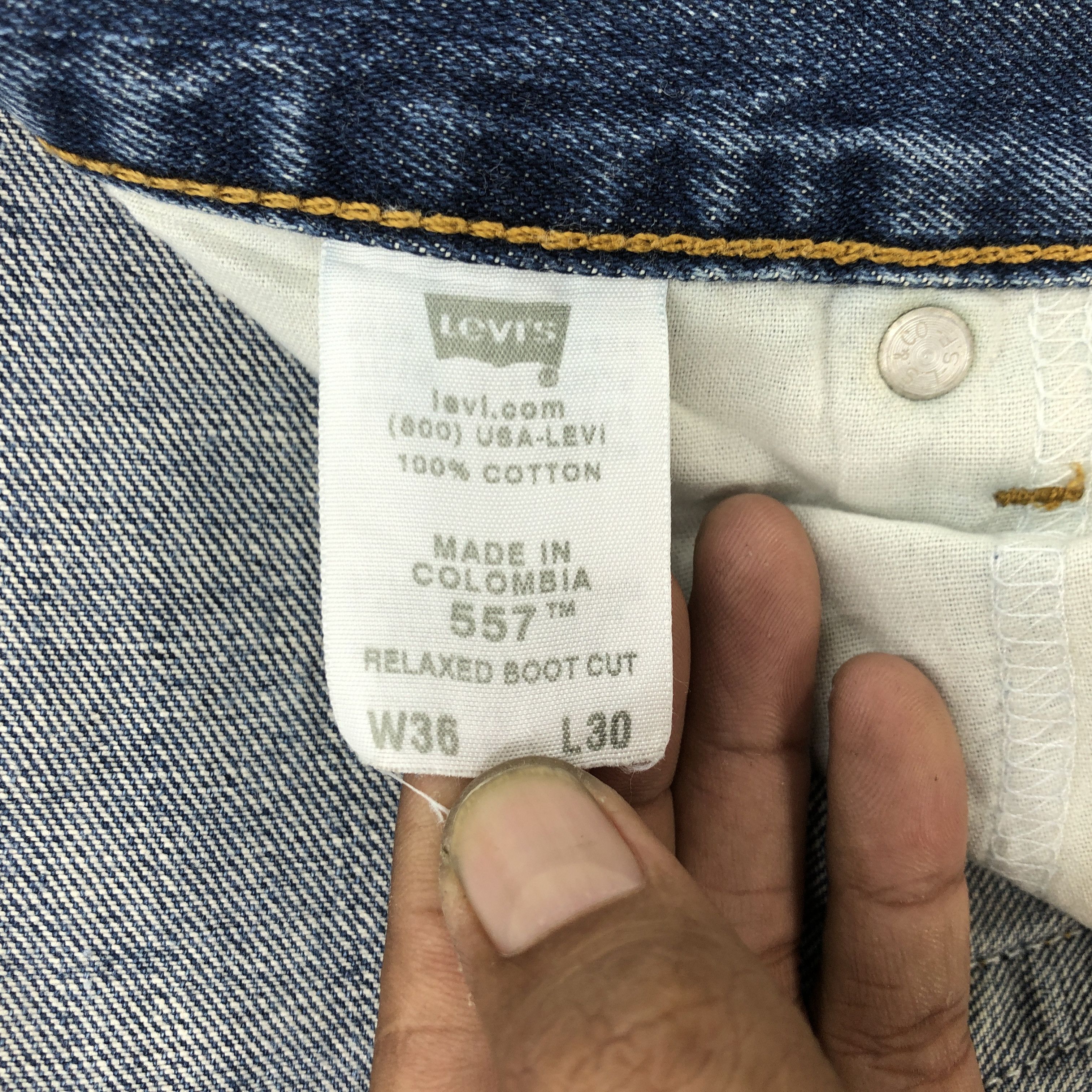 Levi's Vintage Levis 557 Bootcut Jeans Levi's Flare Wide Leg Denim Size US 34 / EU 50 - 9 Thumbnail
