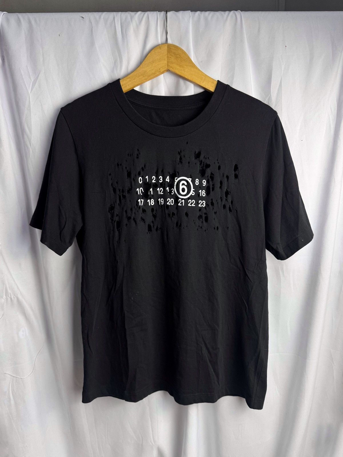Maison Margiela DESTROYED MAISON MARGIELA TEES Size US S / EU 44-46 / 1 - 1 Thumbnail