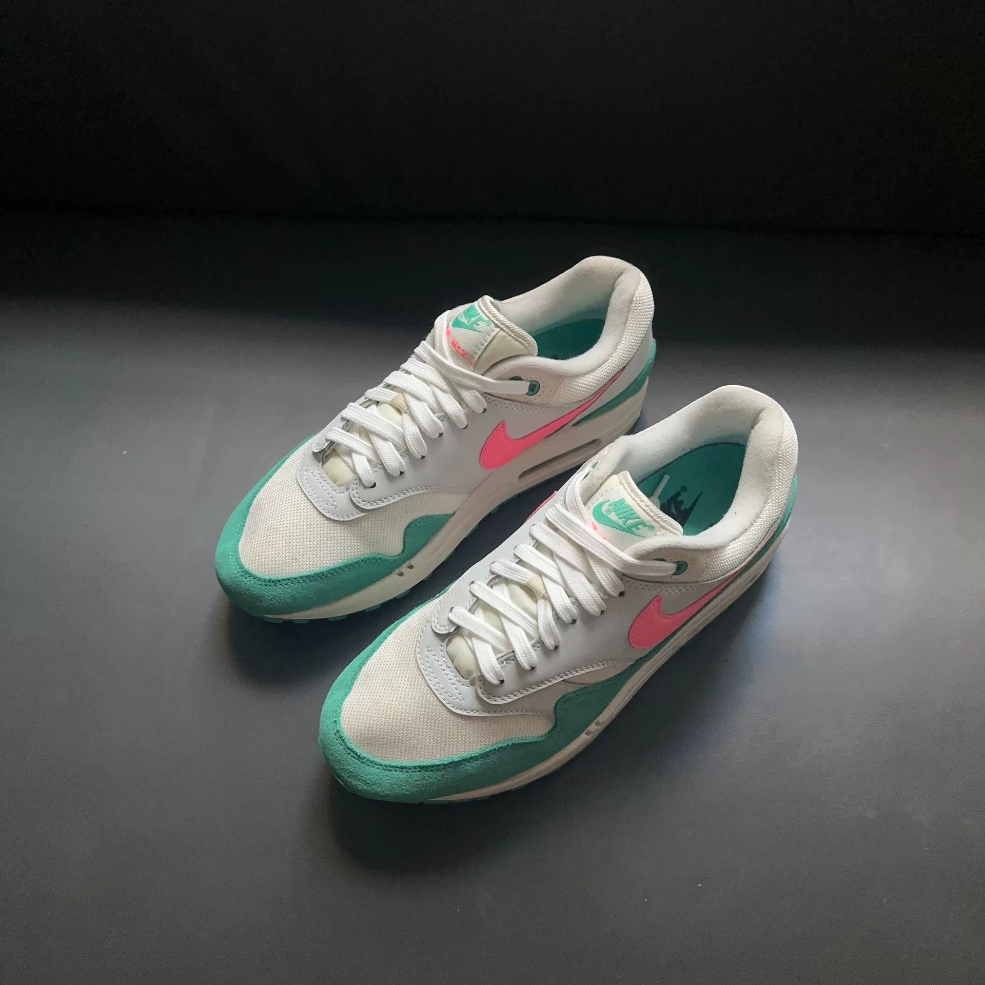 Nike Nike Pink Lowtop Sneakers 41 Men Size US 8.5 / EU 41-42 - 1 Thumbnail