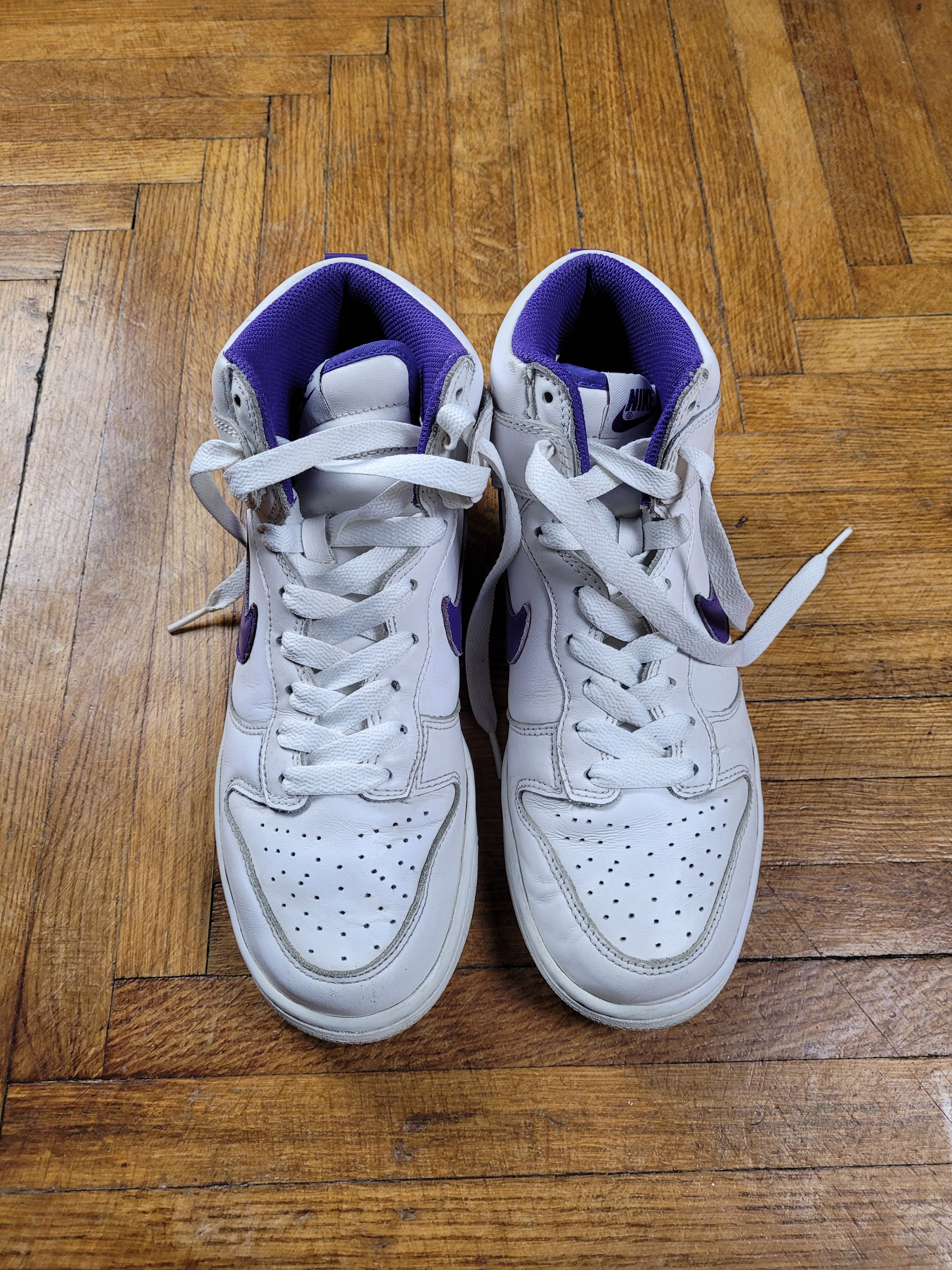 Nike 2009 Vintage Nike Dunk Hi White / Purple Los Angeles Kings Size US 9 / IT 39 - 6 Thumbnail