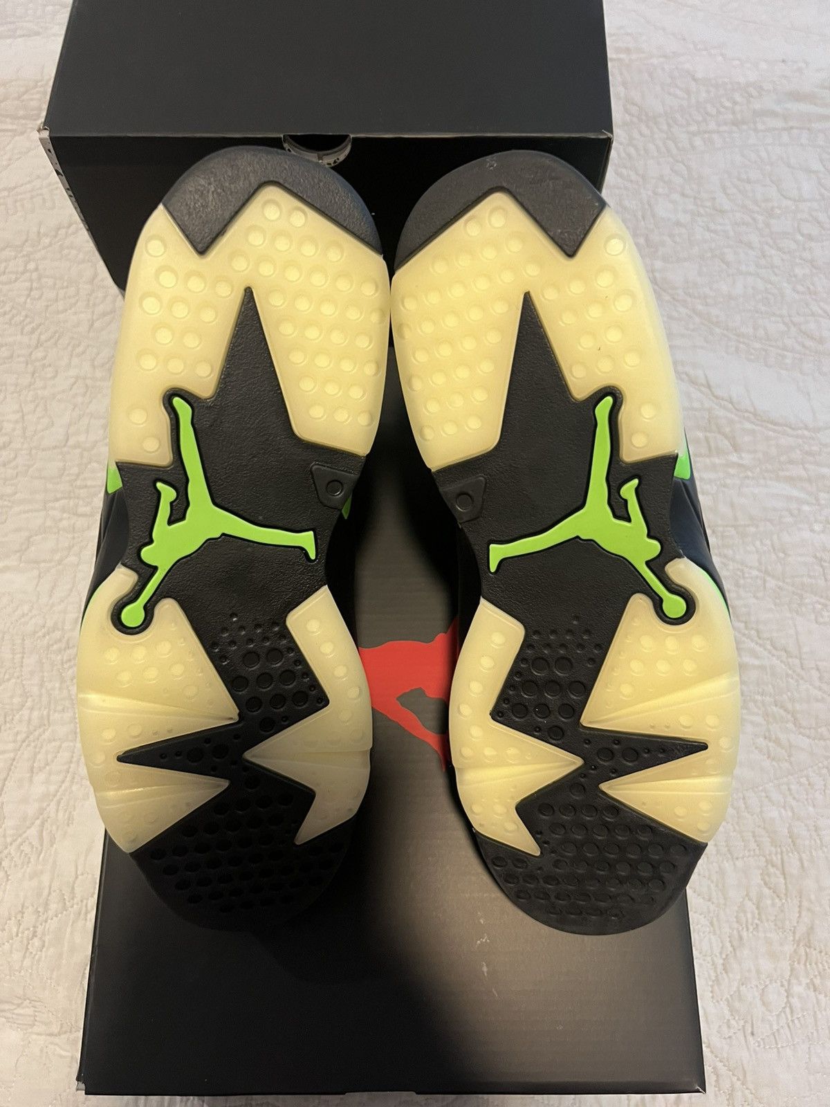 Jordan Brand Air Jordan 6 Retro Electric Green 2021 Mens Size 9, 10.5, 11 Size US 10.5 / EU 43-44 - 5 Thumbnail