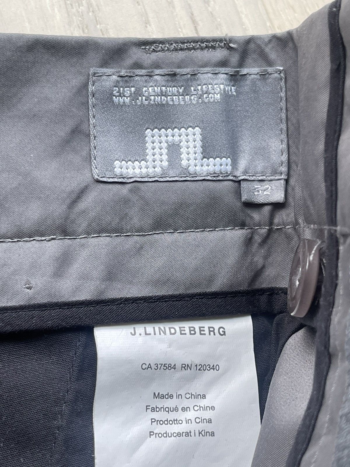 J.Lindeberg × Nike × Vintage Vintage J.Lindeberg Gray Troon Golf Pants Men’s Size 32 X 33 Size US 32 / EU 48 - 4 Thumbnail