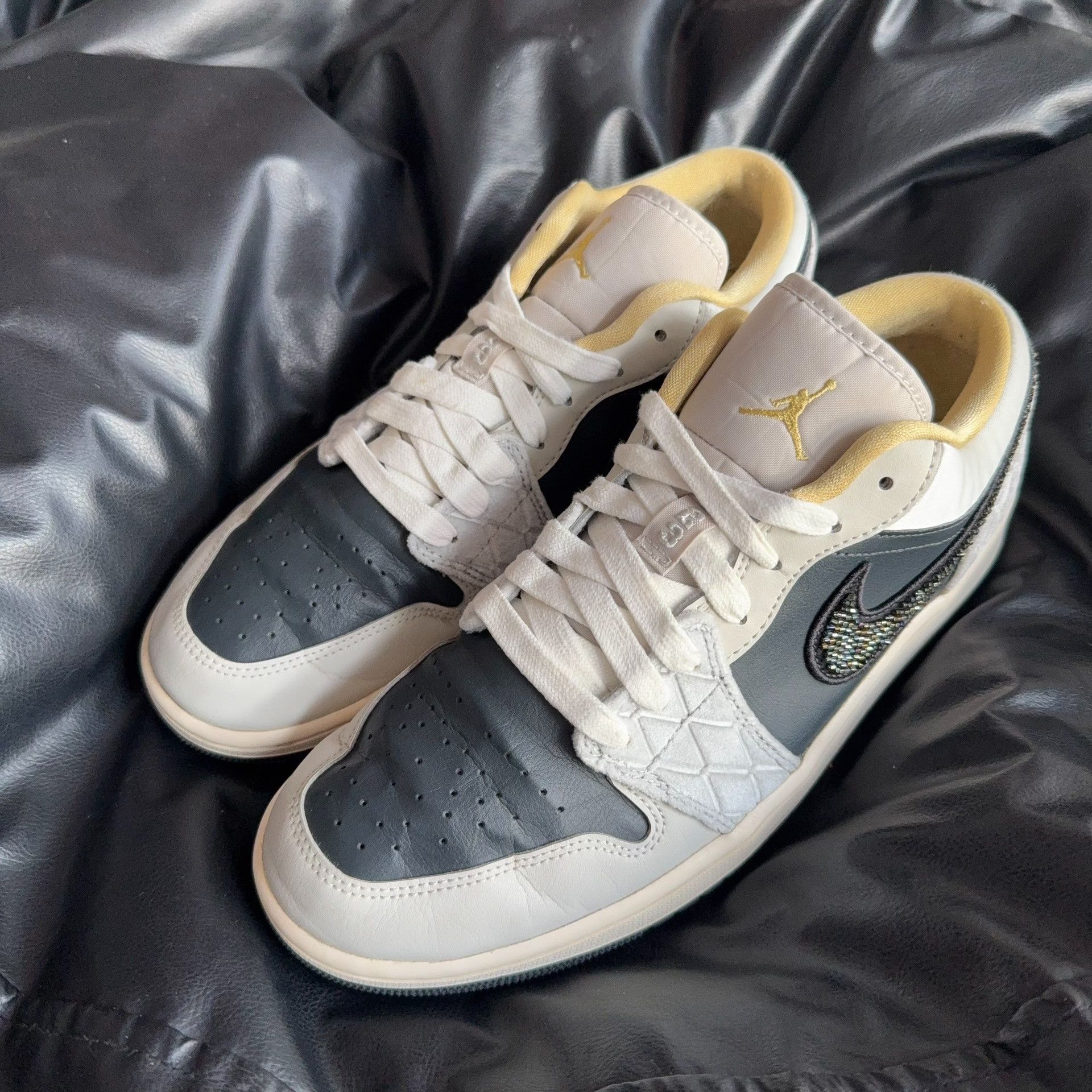 Nike Nike Gray Lowtop Sneakers 44.5 Men Size US 11 / EU 44 - 1 Thumbnail