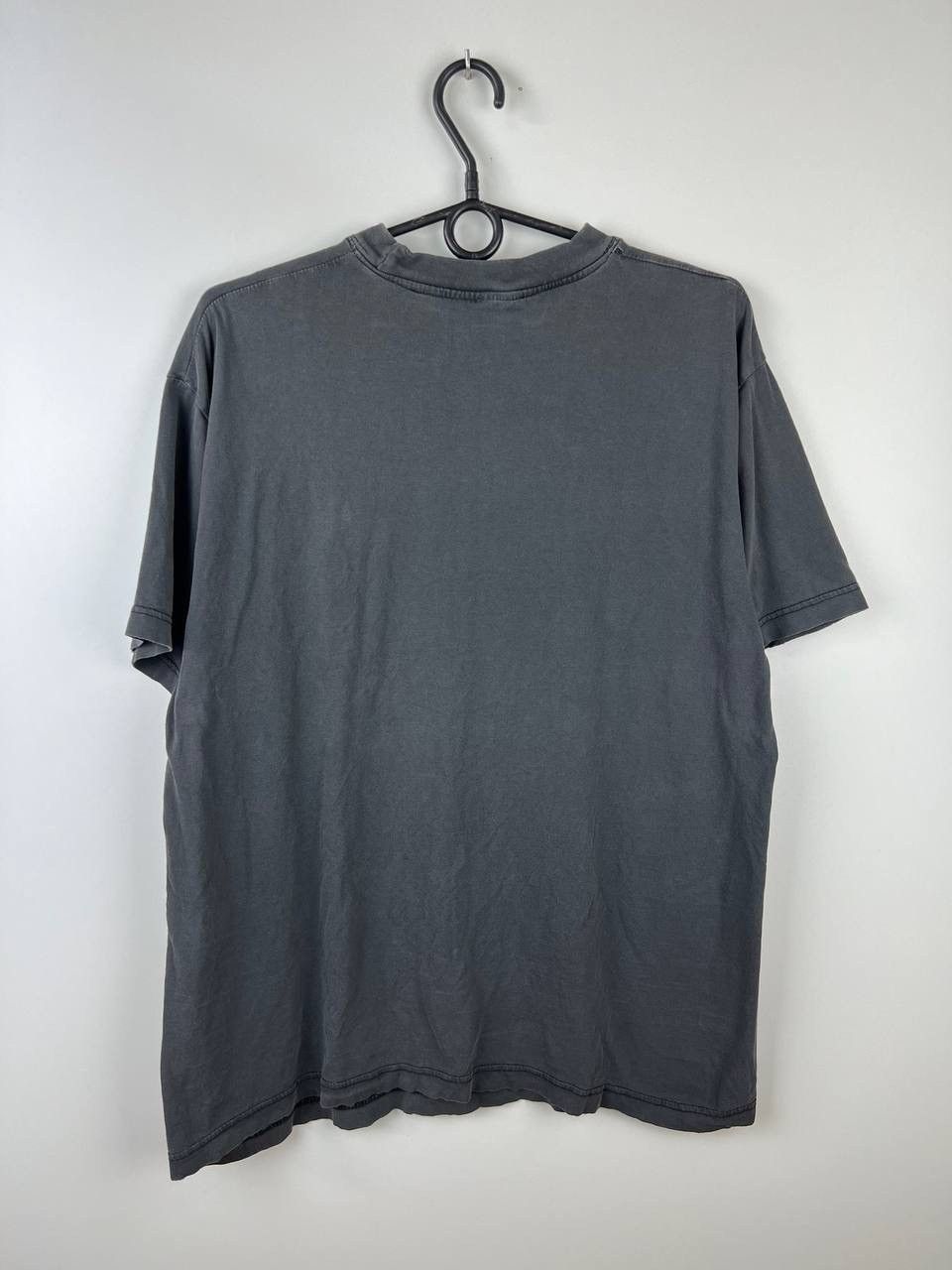 Band Tees Queen 1974-1999 vintage band t-shirts size L Size US L / EU 52-54 / 3 - 2 Thumbnail