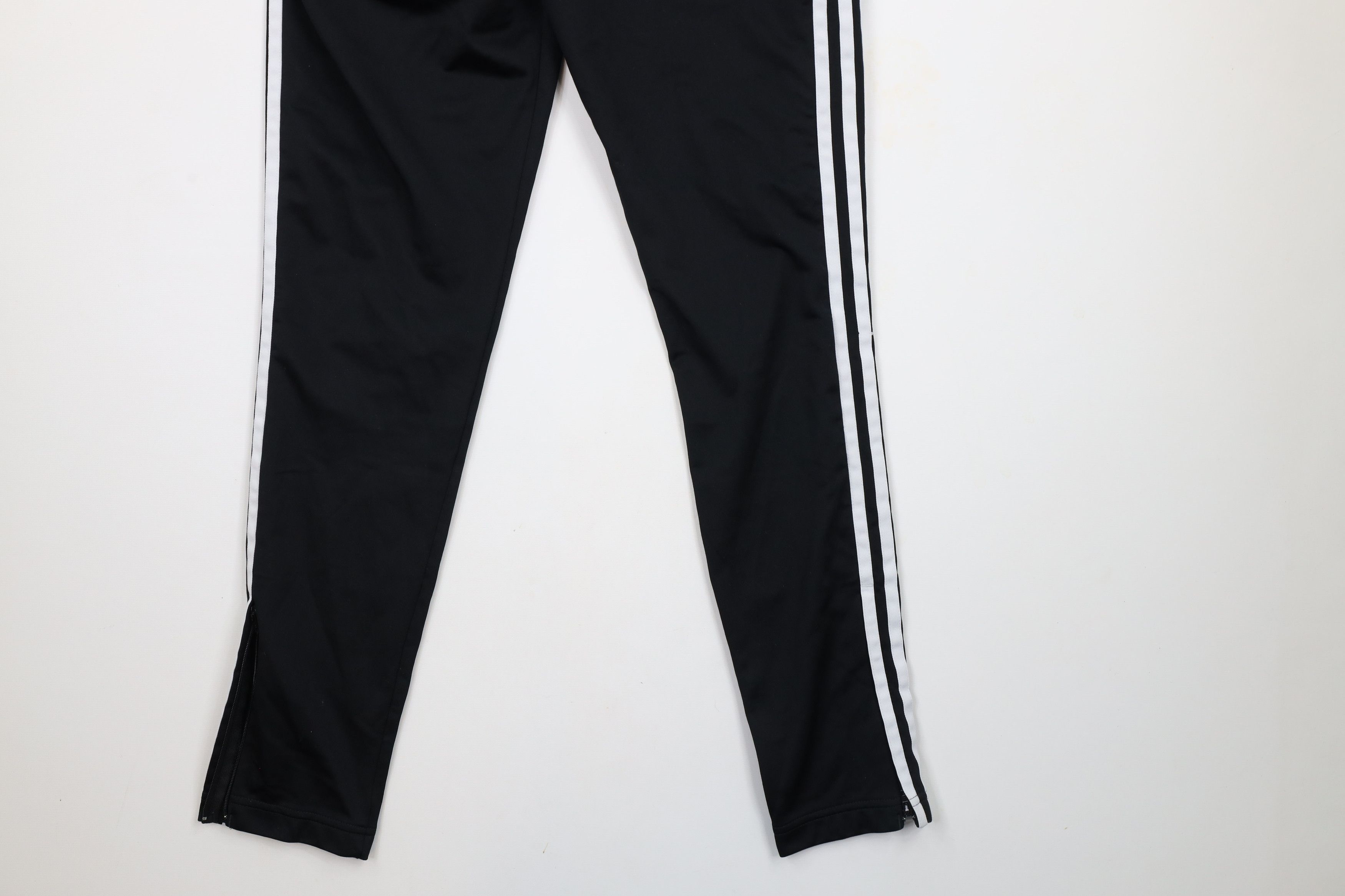 Adidas × Vintage Vintage Adidas Striped Tapered Leg Soccer Warm Up Pants Size US 32 / EU 48 - 11 Thumbnail