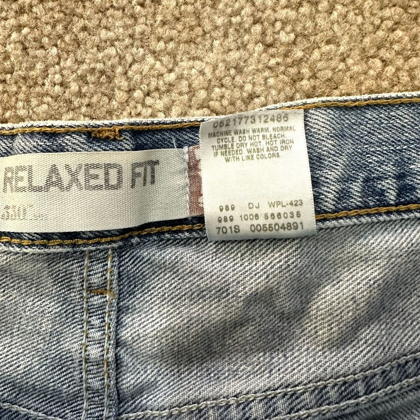 Levi's New title: Levi'S 550 Relaxed Straight Denim Mens 36x32 Blue Medium Jeans with Zip Button Closure Size US 36 / EU 52 - 6 Thumbnail