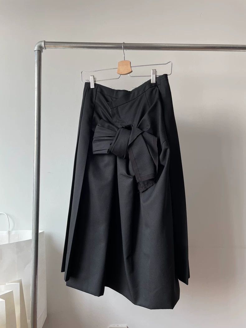 Comme des Garcons size S Bow skirt
