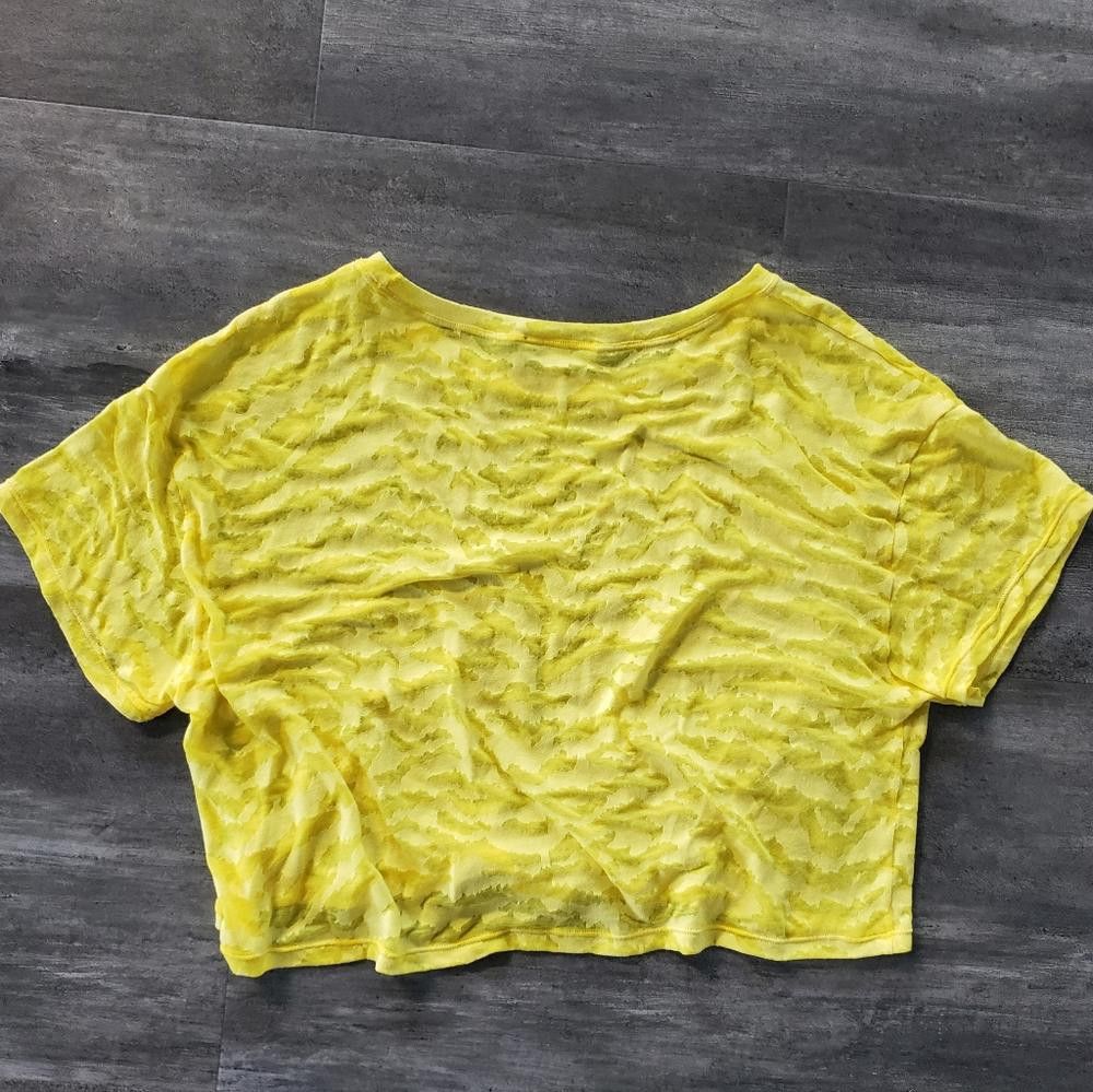Designer Sun Beam | Good American | Zebra Burnout Short Sleeve Size XS / US 0-2 / IT 36-38 - 2 Thumbnail