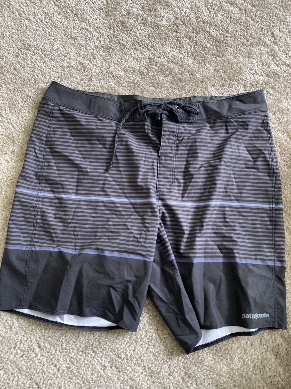 Patagonia Patagonia Hydropeak Boardshorts Size US 35 - 1 Thumbnail