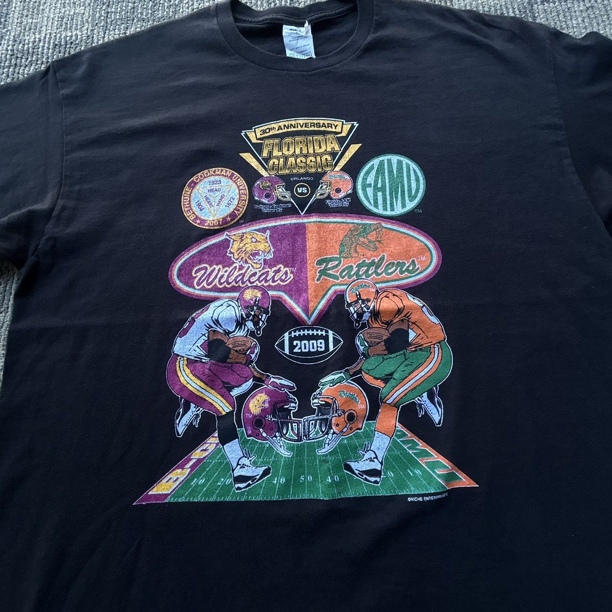 Vintage Vtg Y2K 2009 Florida Classic FAMU Bethune HBCU Black T-shirt Size US XL / EU 56 / 4 - 2 Thumbnail