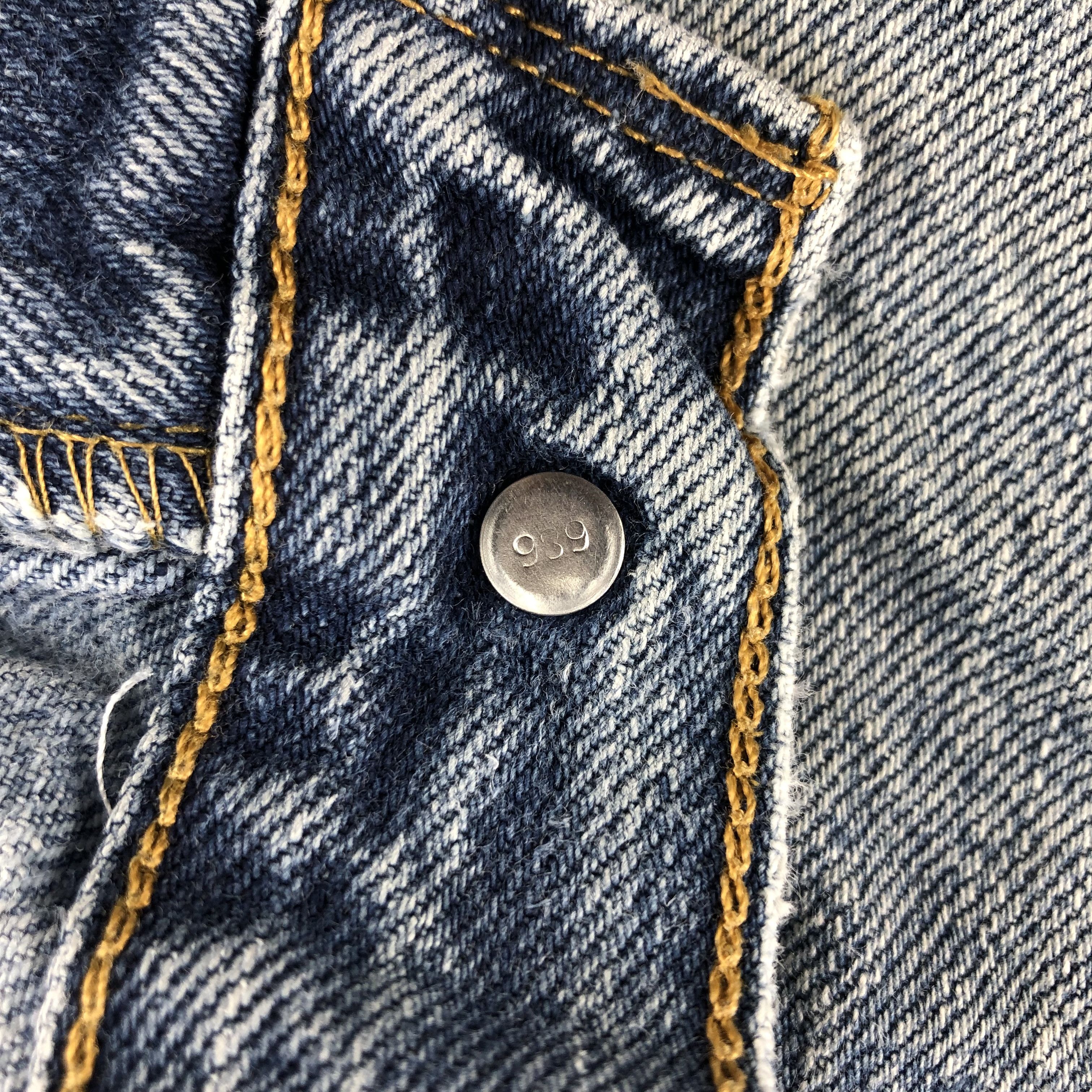 Levi's × Vintage Vintage Distress Levis 550 Jeans-JM1051 Size US 37 - 11 Thumbnail