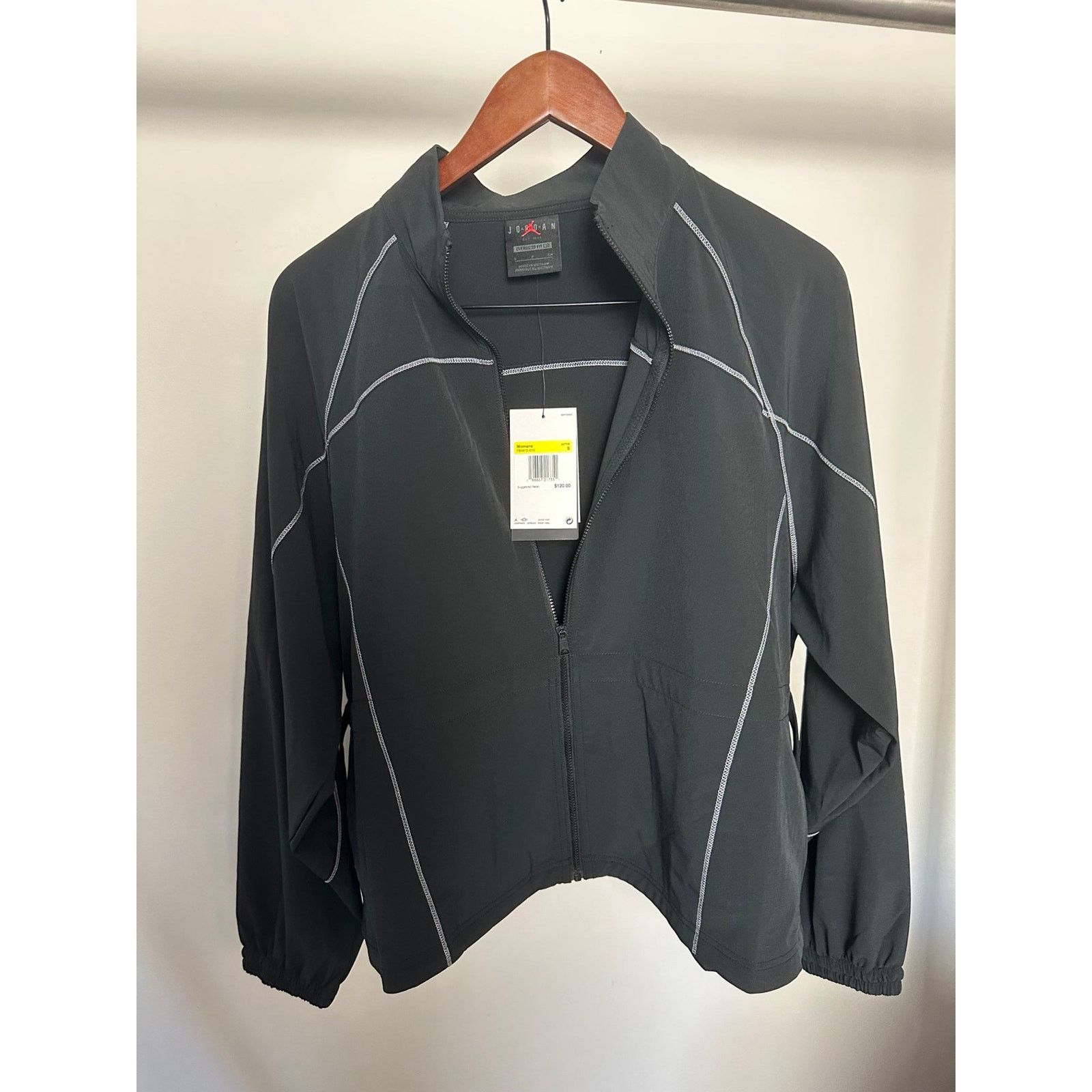 Jordan Brand Jordan Brand Tunnel Jacket - FB4615-010 - Size S - NEW Size S / US 4 / IT 40 - 1 Thumbnail