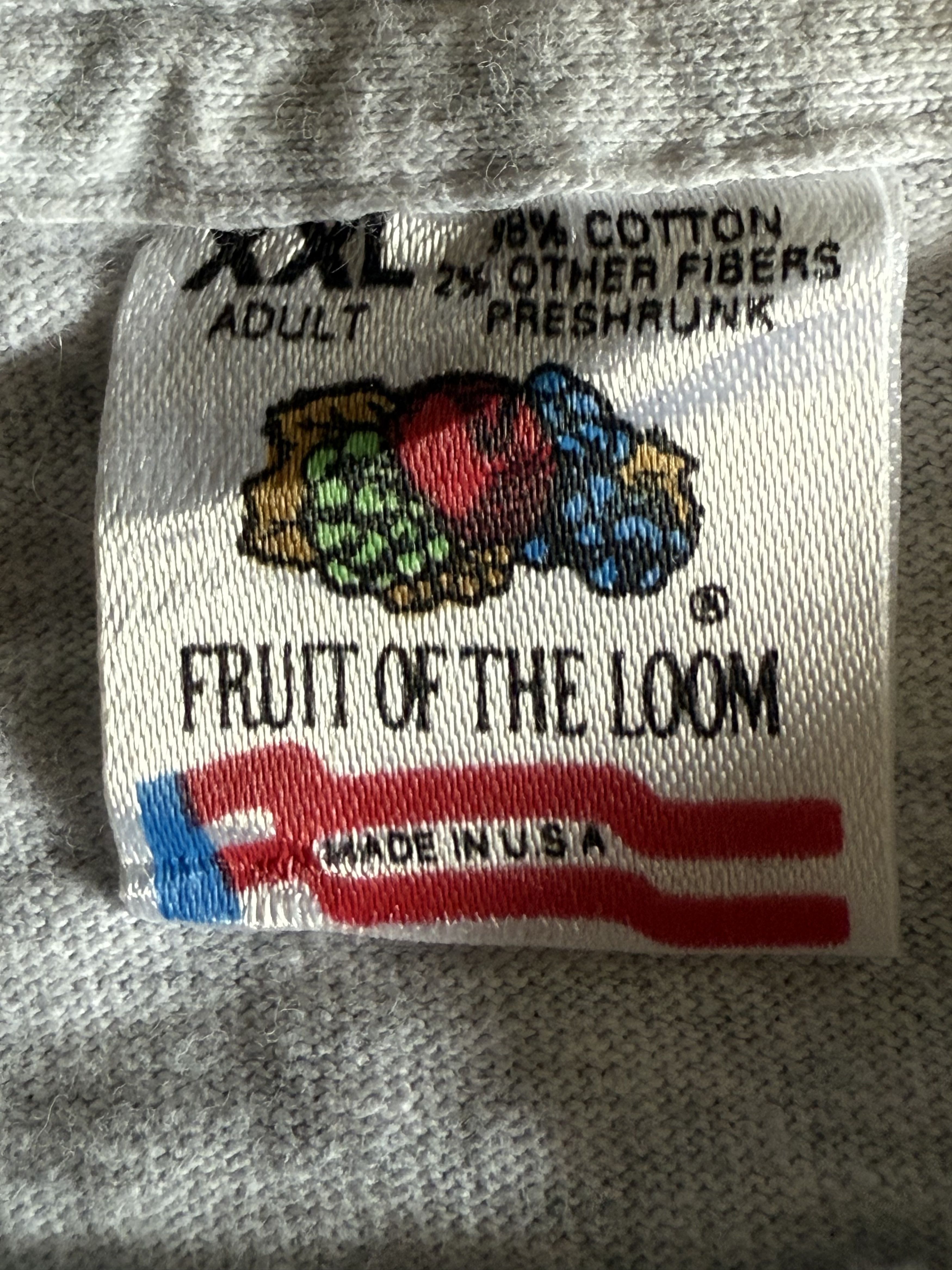 Fruit Of The Loom Vintage St. John’s Newfoundland Tee USA Tag XXL Size US XXL / EU 58 / 5 - 6 Thumbnail