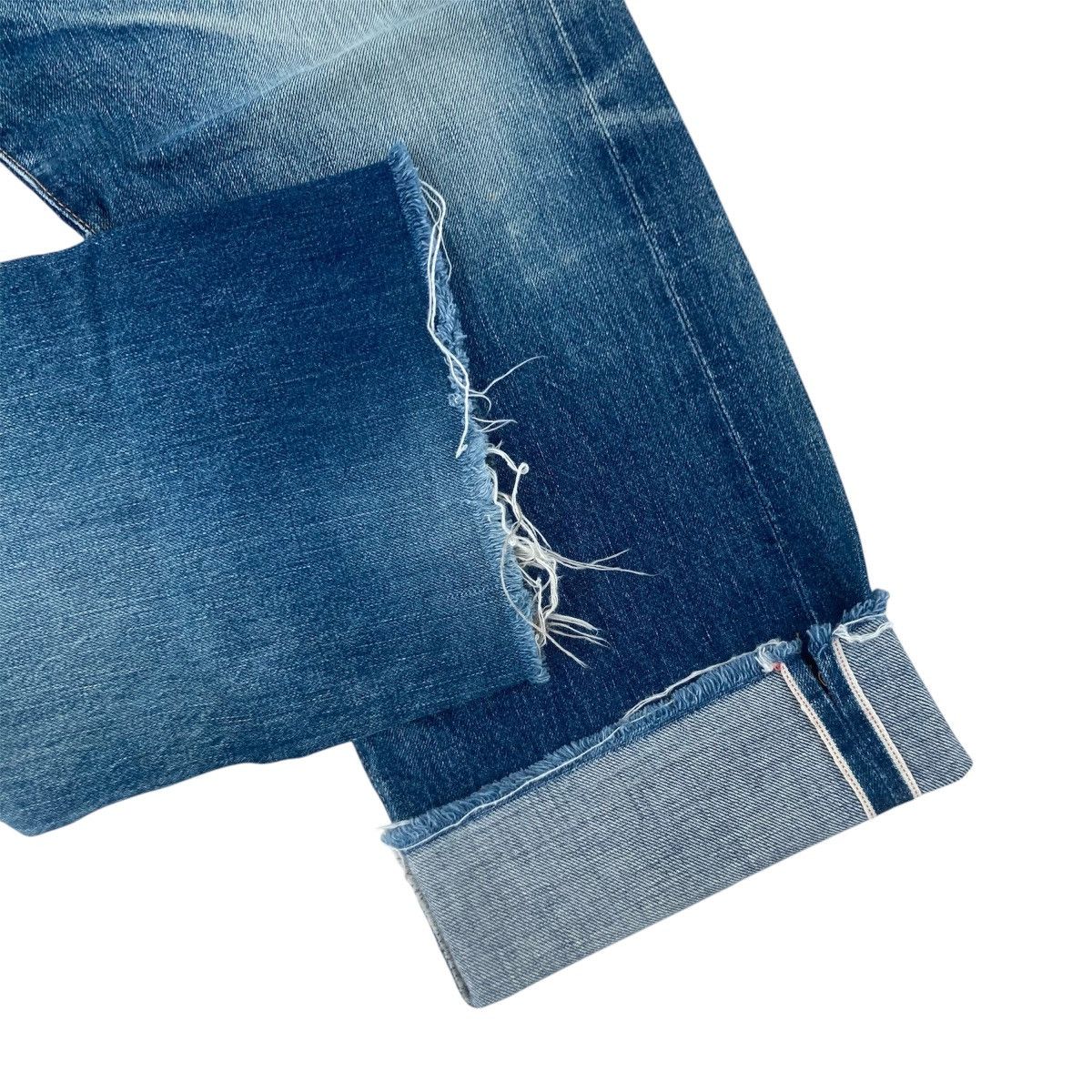 Evisu VINTAGE EVIS DISTRESSED SELVEDGE JEANS Size US 33 - 9 Thumbnail
