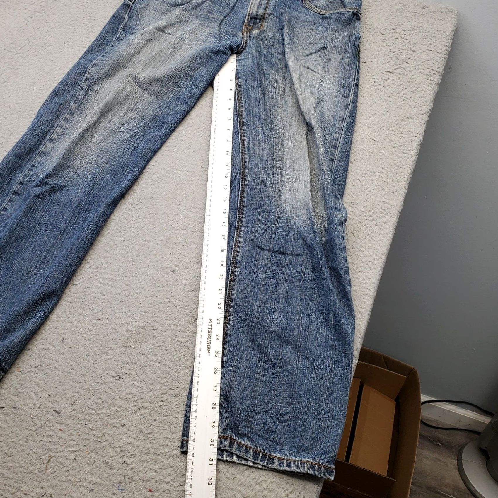 DKNY DKNY Mens 36 Jeans Blue Denim Straight 5-Pocket Belt-Buckle Button 30.5 Inseam Regular Stretch 100% Cotton Vintage: No Size US 36 / EU 52 - 5 Thumbnail