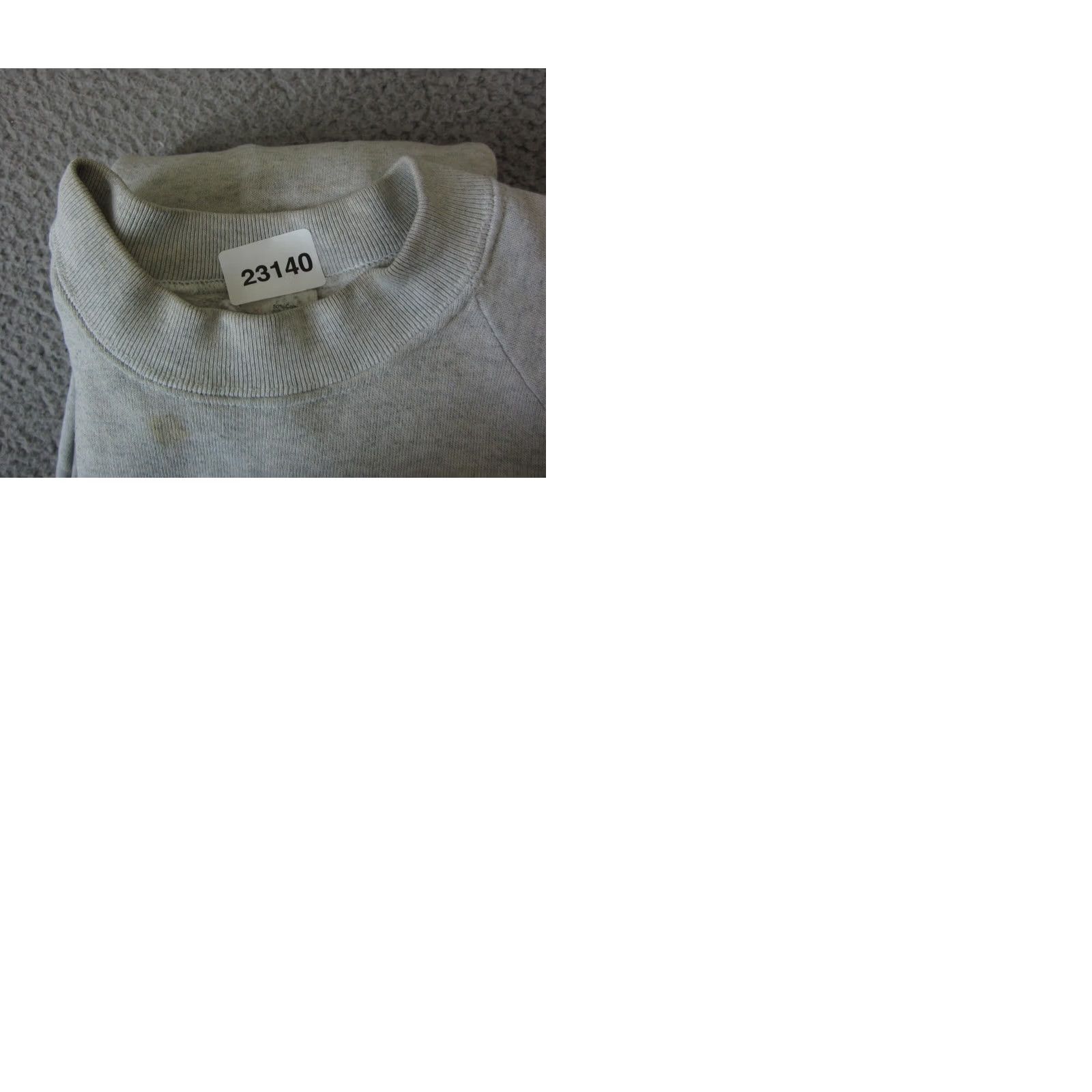 Vintage Vintage Hanes Sweater XL Gray Mountains Sweatshirt Mens 90s Style Size US XL / EU 56 / 4 - 9 Thumbnail