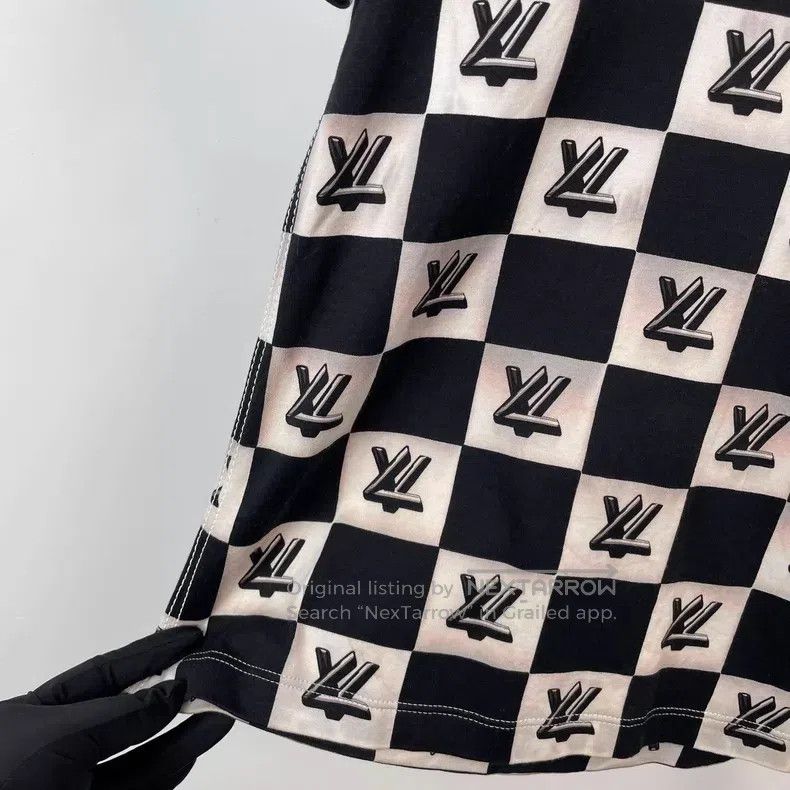 Louis Vuitton Louis Vuitton Black checkerboard chain short sleeve Size US S / EU 44-46 / 1 - 5 Thumbnail