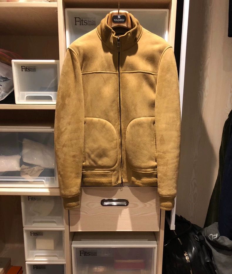 LORO PIANA Skin and hair make a leather coat
