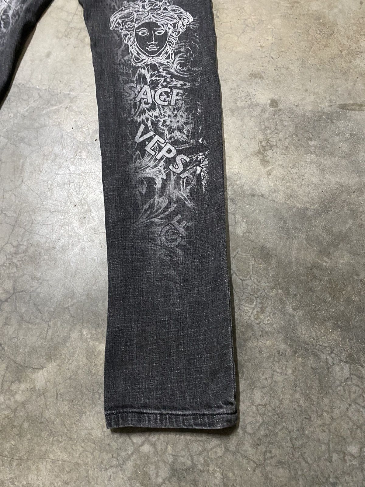 Japanese Brand × Vintage 💥last call💥Japanese Denim Versace Painted Slim Stretch p96 Size US 32 / EU 48 - 12 Thumbnail
