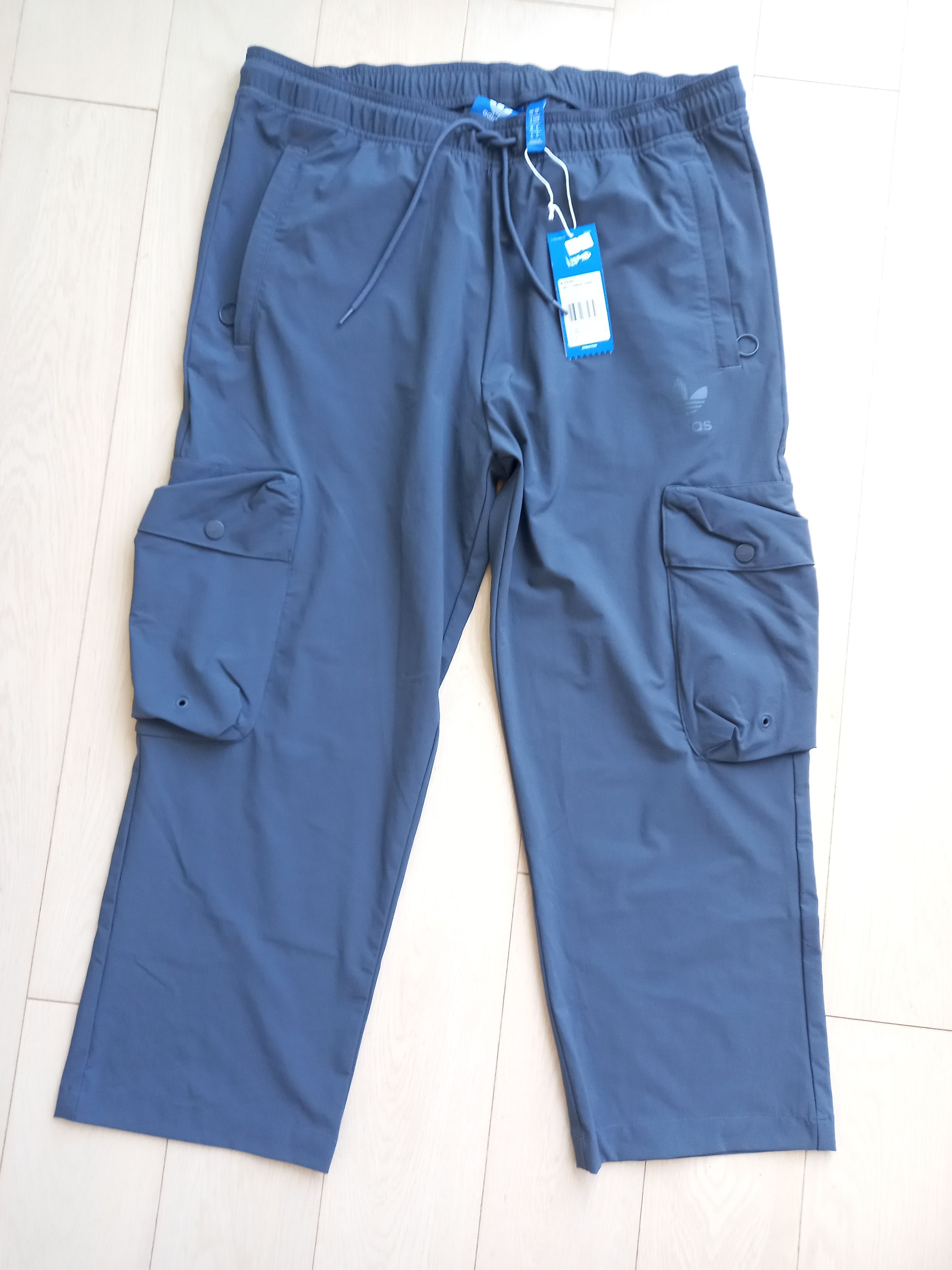 Adidas 2016 NWT Adidas Originals Tactical Cargo Pants AY9267 sz M Size US 34 / EU 50 - 1 Thumbnail