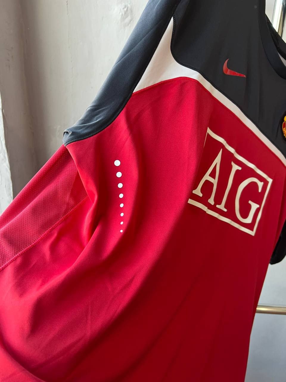 Nike 2010/11 MANCHESTER UNITED TRAINING SOCCER JERSEY SHIRT XXL Size US XXL / EU 58 / 5 - 6 Thumbnail