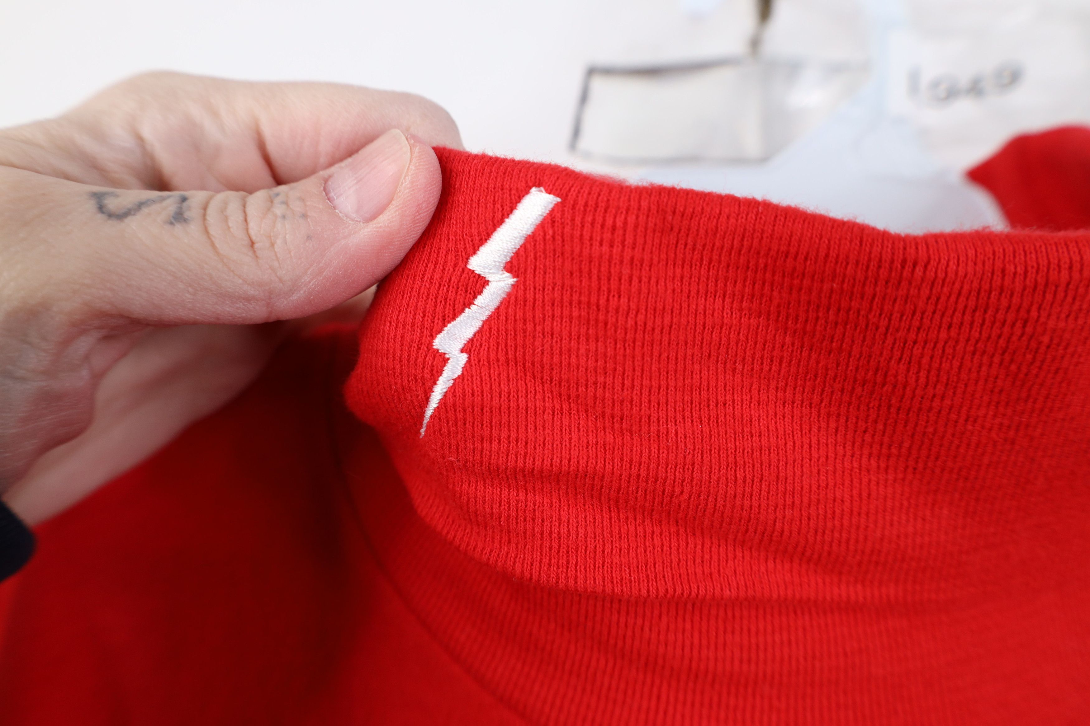 Vintage Vintage 90s Hockey Long Sleeve Turtleneck T-Shirt Red Size US XL / EU 56 / 4 - 5 Thumbnail
