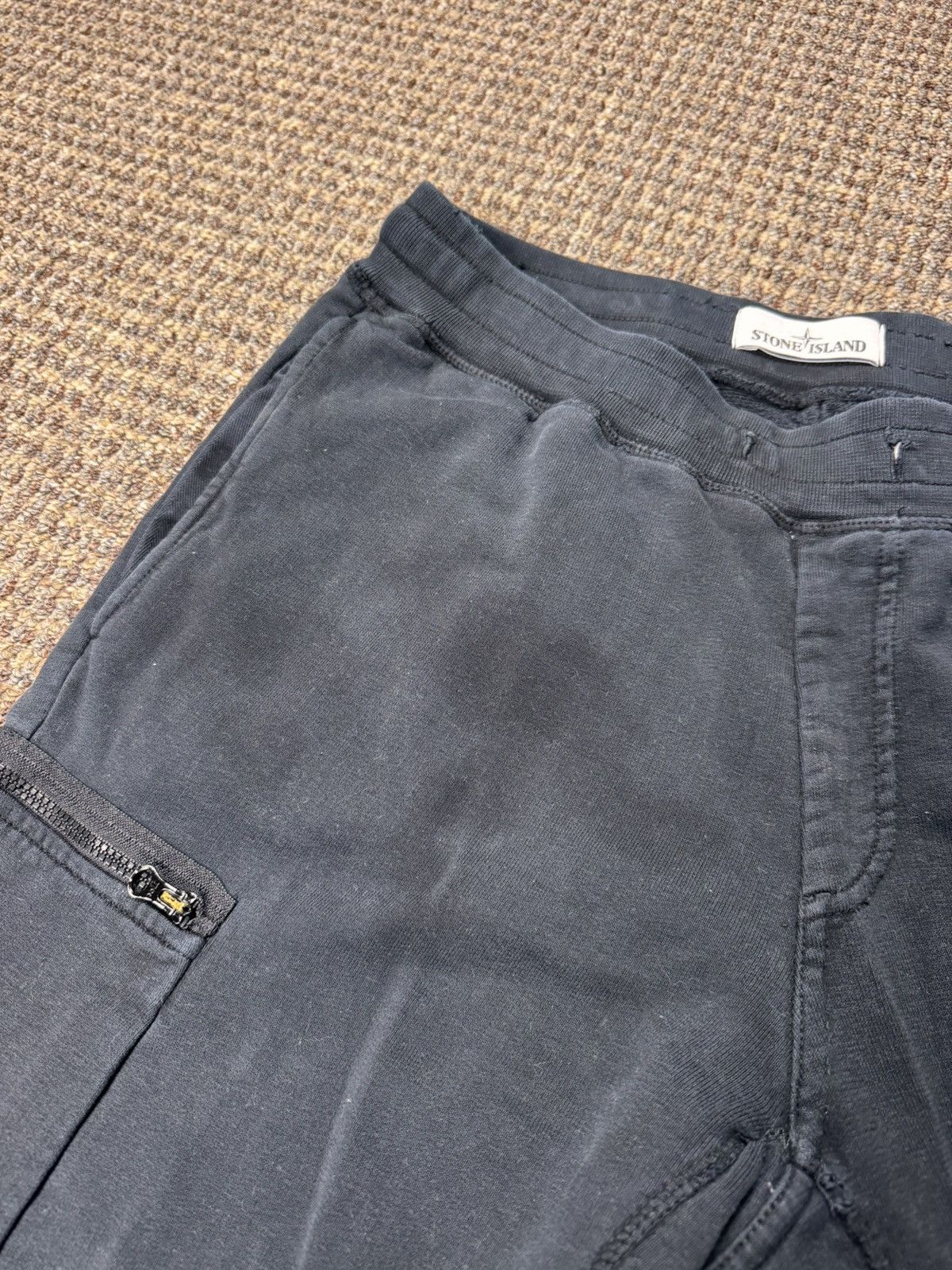 Stone Island Men’s Casual Joggers Stone Island Size:S Size US 32 / EU 48 - 16 Thumbnail