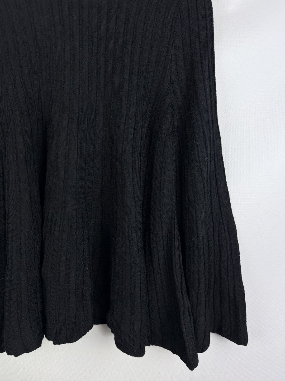 Cos Cos Bell Sleeve Ribbed Lagenlook Wool Sweater Pullover Size S / US 4 / IT 40 - 6 Thumbnail