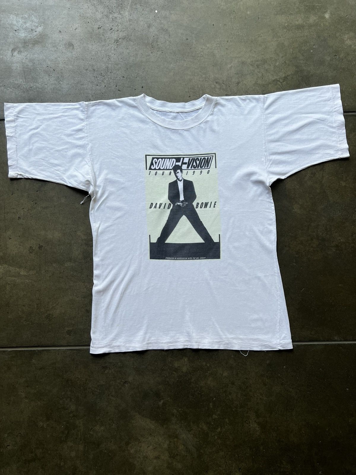 Vintage 1990 David Bowie Sound & Vision Tour Band Tee Shirt Bjork Size US M / EU 48-50 / 2 - 2 Thumbnail