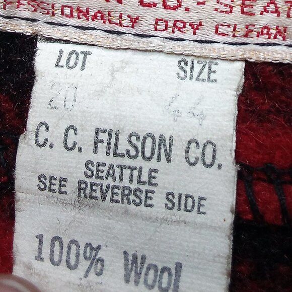 Filson × Vintage Vintage Filson Buffalo Plaid Wool Mackinaw Vest Size US L / EU 52-54 / 3 - 3 Thumbnail