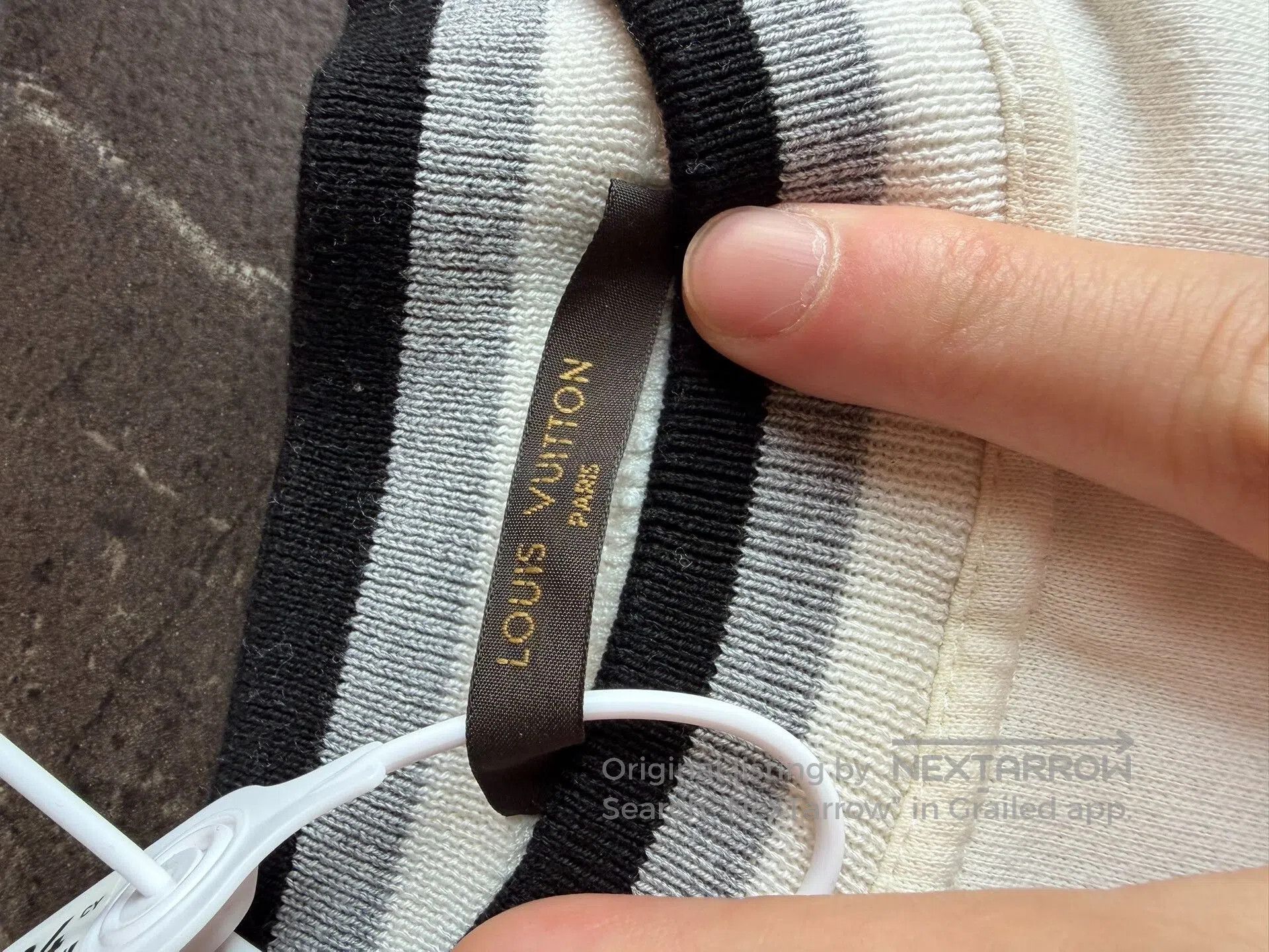 Louis Vuitton LV Zoo Series Sweatshirt. Size US M / EU 48-50 / 2 - 3 Thumbnail
