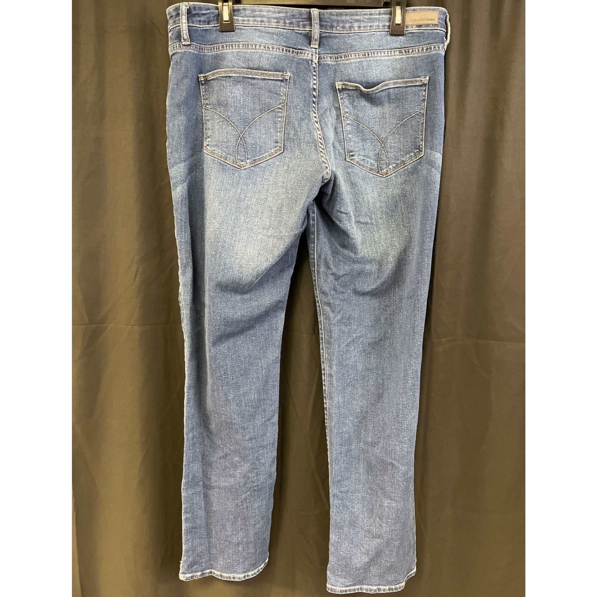 Calvin Klein Calvin Klein Men's Blue Jeans/Straight Leg 32x32 SKU 4485 Size US 32 / EU 48 - 2 Thumbnail