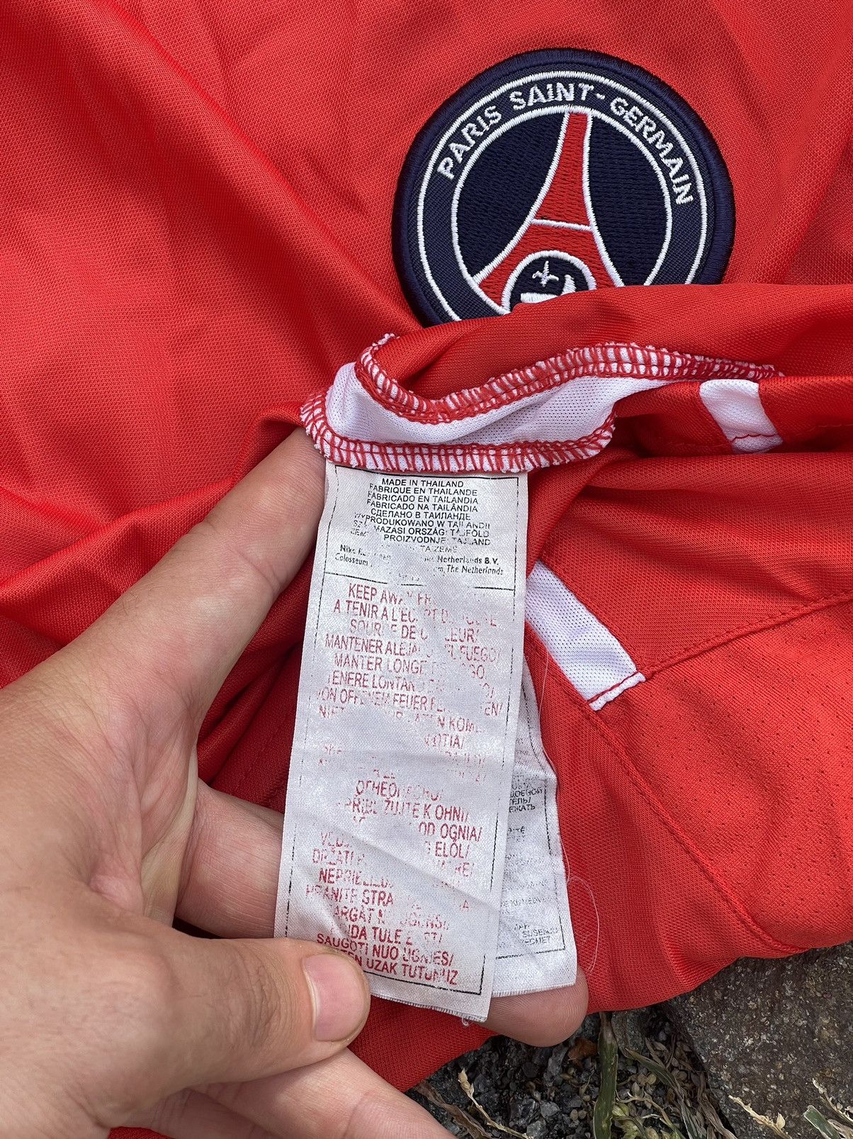 Nike × Vintage Y2K Nike PSG vintage soccer jersey Paris Saint Germain Size US M / EU 48-50 / 2 - 8 Thumbnail