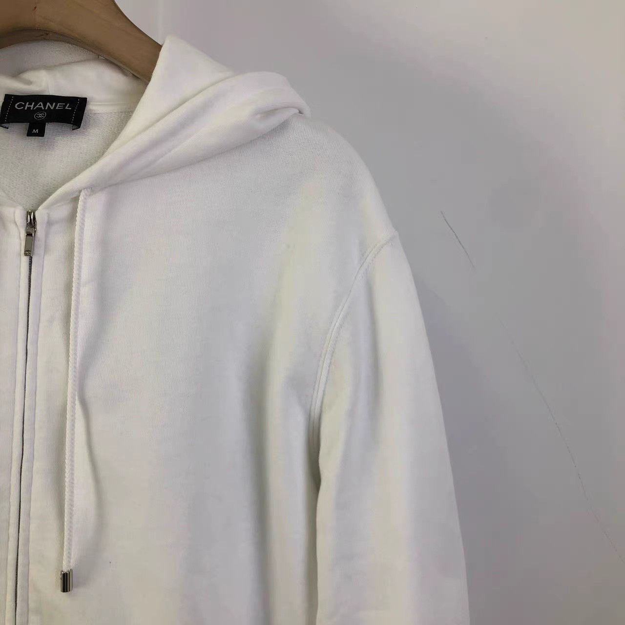 Chanel Chanel White Graffiti Sweatshirt Jacket K12 Size M / US 6-8 / IT 42-44 - 6 Thumbnail