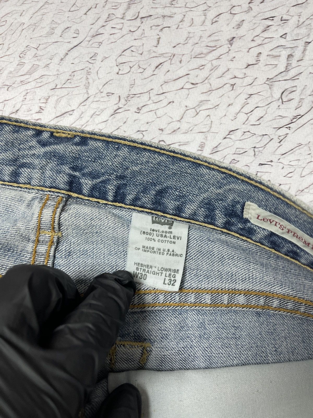 Levi's Levi’s premium vintage 90s made in USA blue washed jeans Size US 30 / EU 46 - 12 Thumbnail