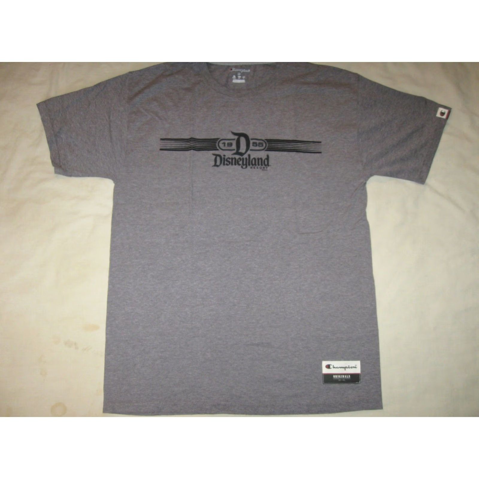 Champion Champion Disneyland T Shirt Mens Medium Gray Short Sleeve Cotton/Polyester Crew Neck Regular Fit Graphics Christmas 80s 90s Disneyland Theme Mens Size US M / EU 48-50 / 2 - 2 Thumbnail